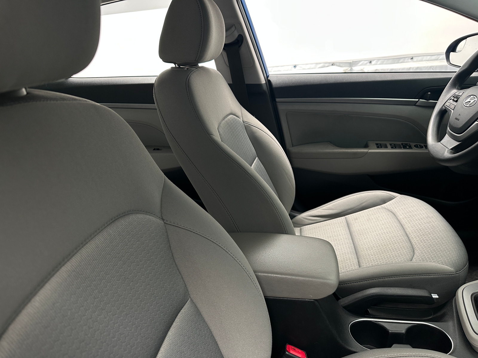 Thumbnail: 2017 Hyundai Elantra - 2