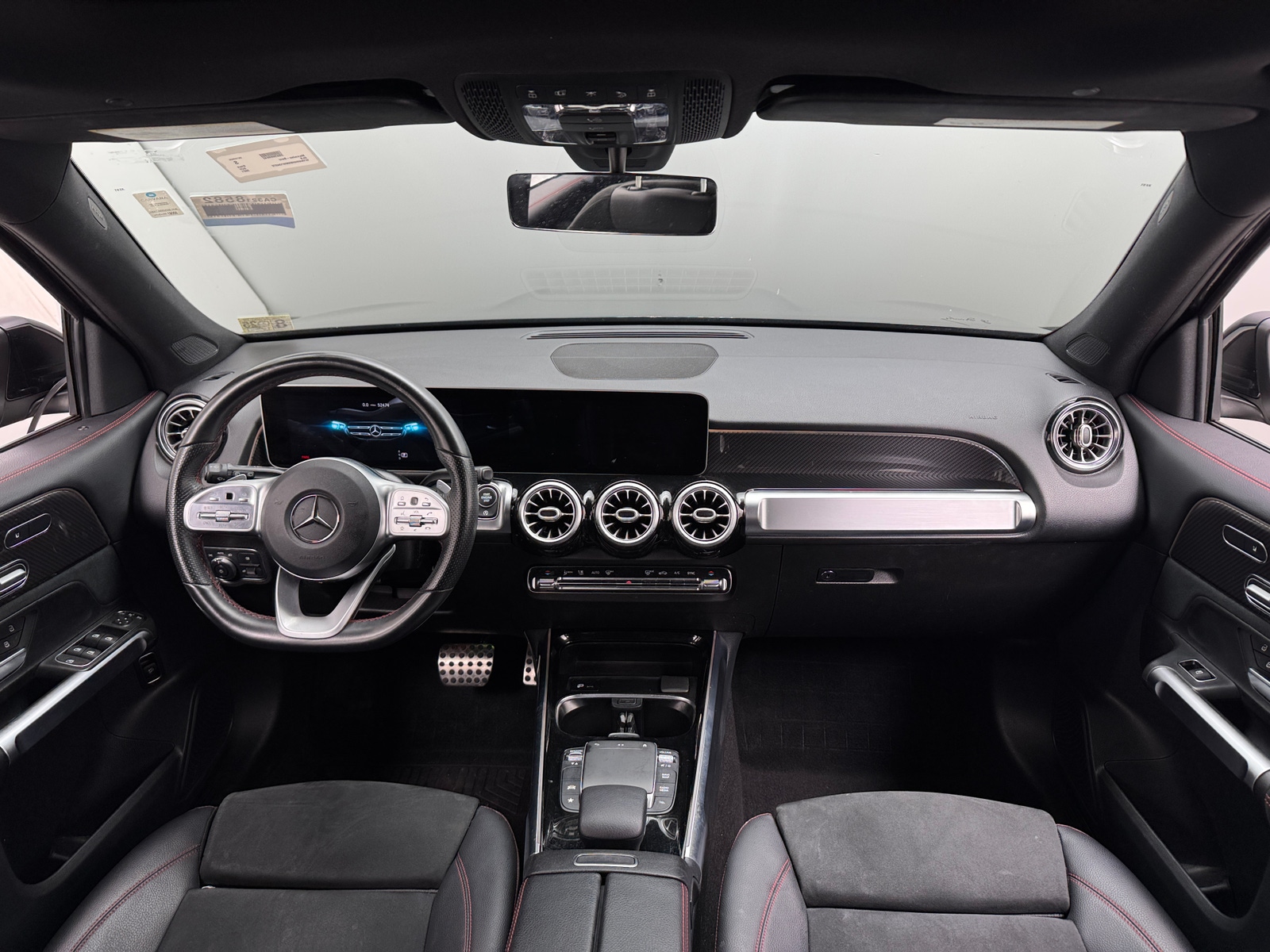 Thumbnail: 2021 Mercedes-Benz GLB - 3