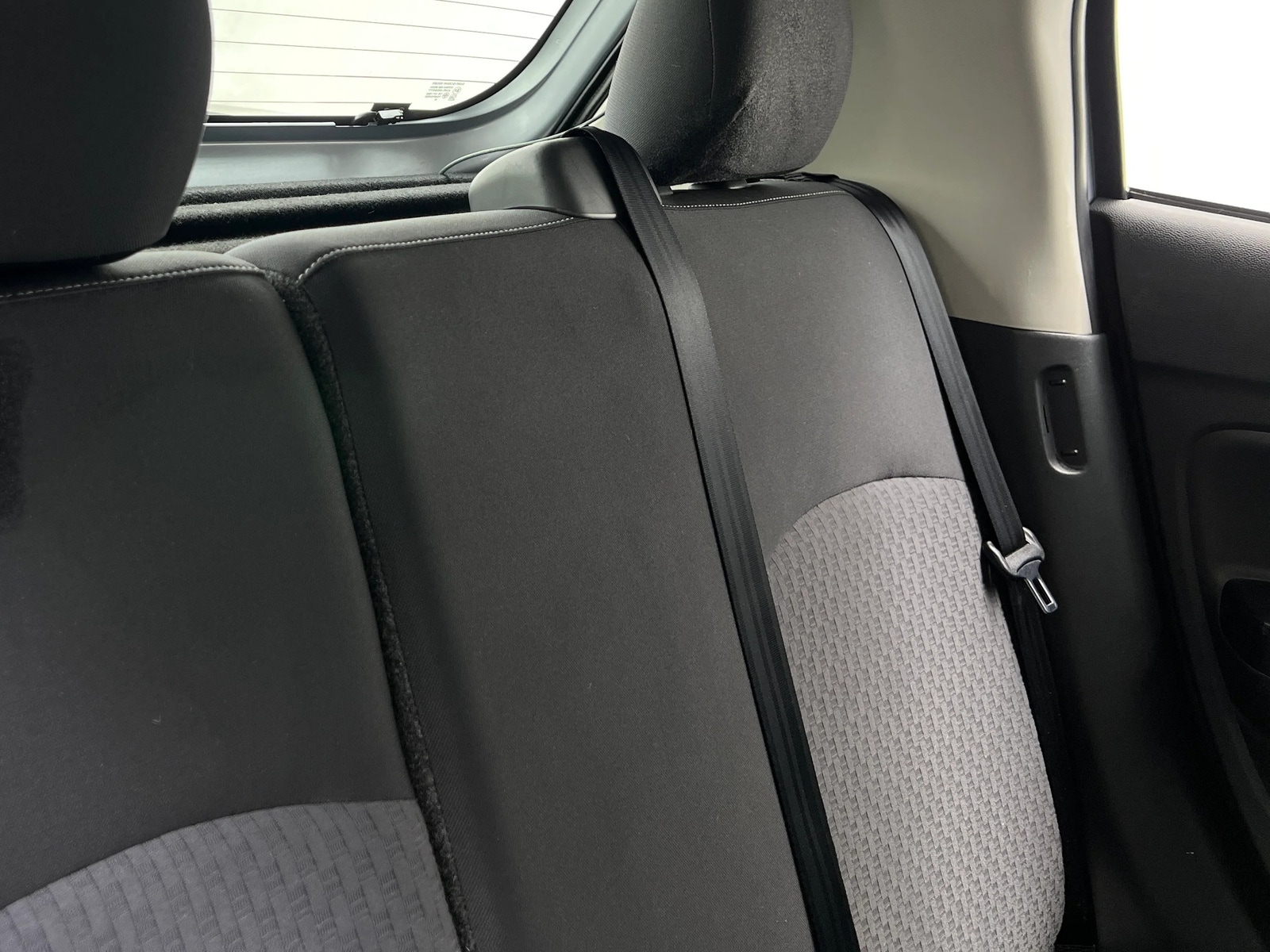 Thumbnail: 2017 Mitsubishi Mirage - 6