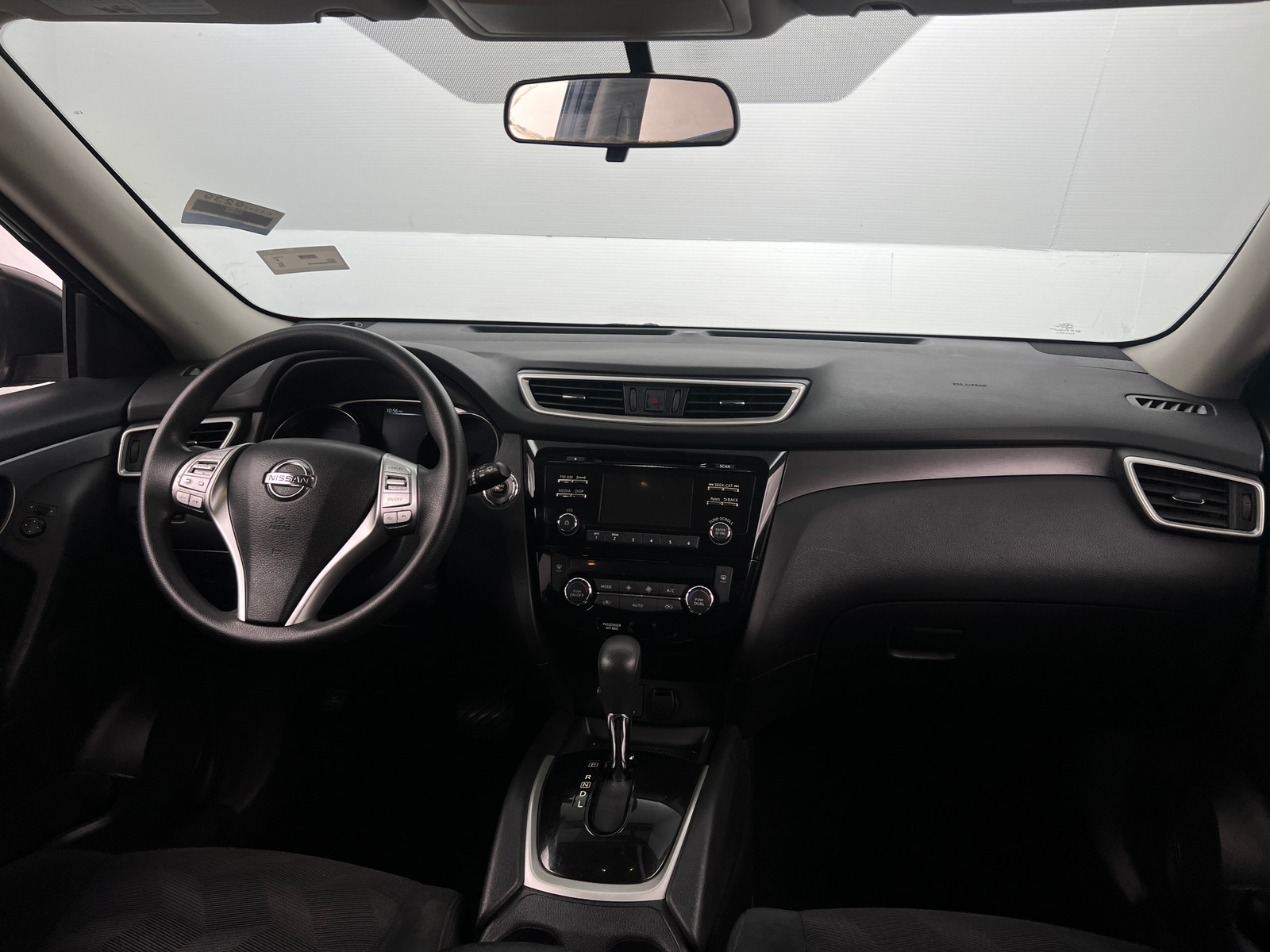 Thumbnail: 2016 Nissan Rogue - 3