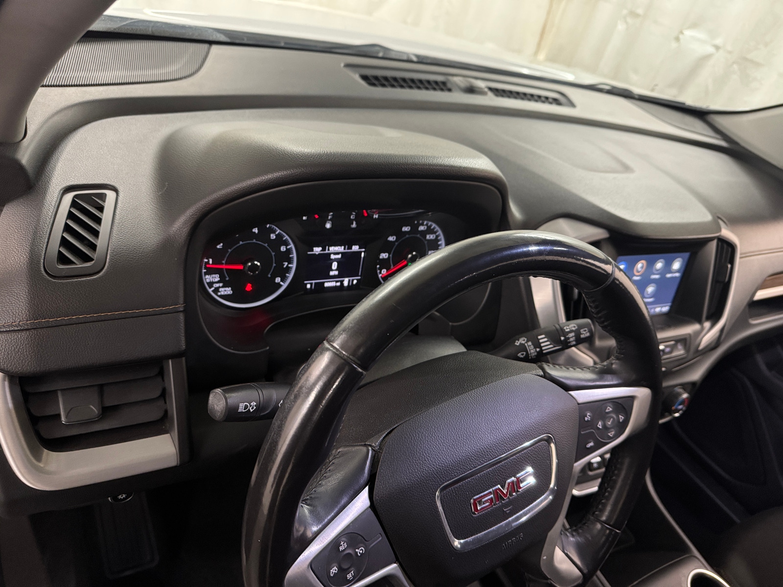 Thumbnail: 2018 GMC Terrain - 3