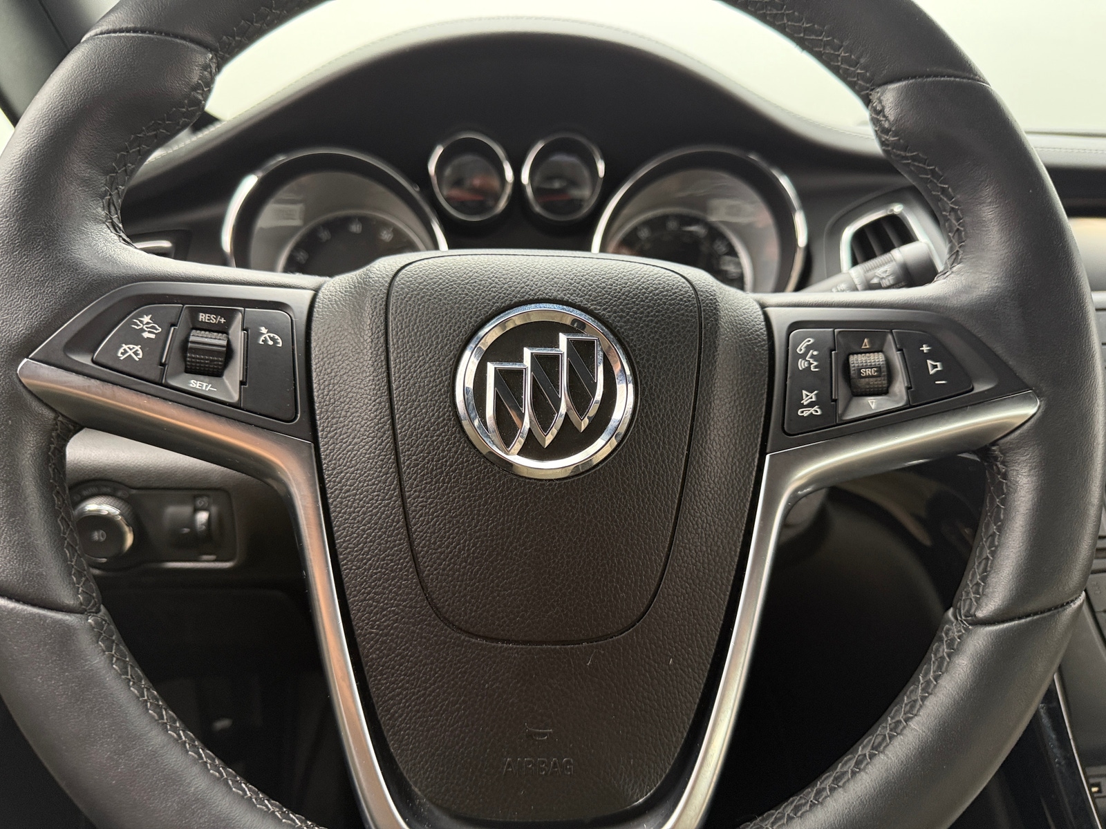 Thumbnail: 2016 Buick Cascada - 4