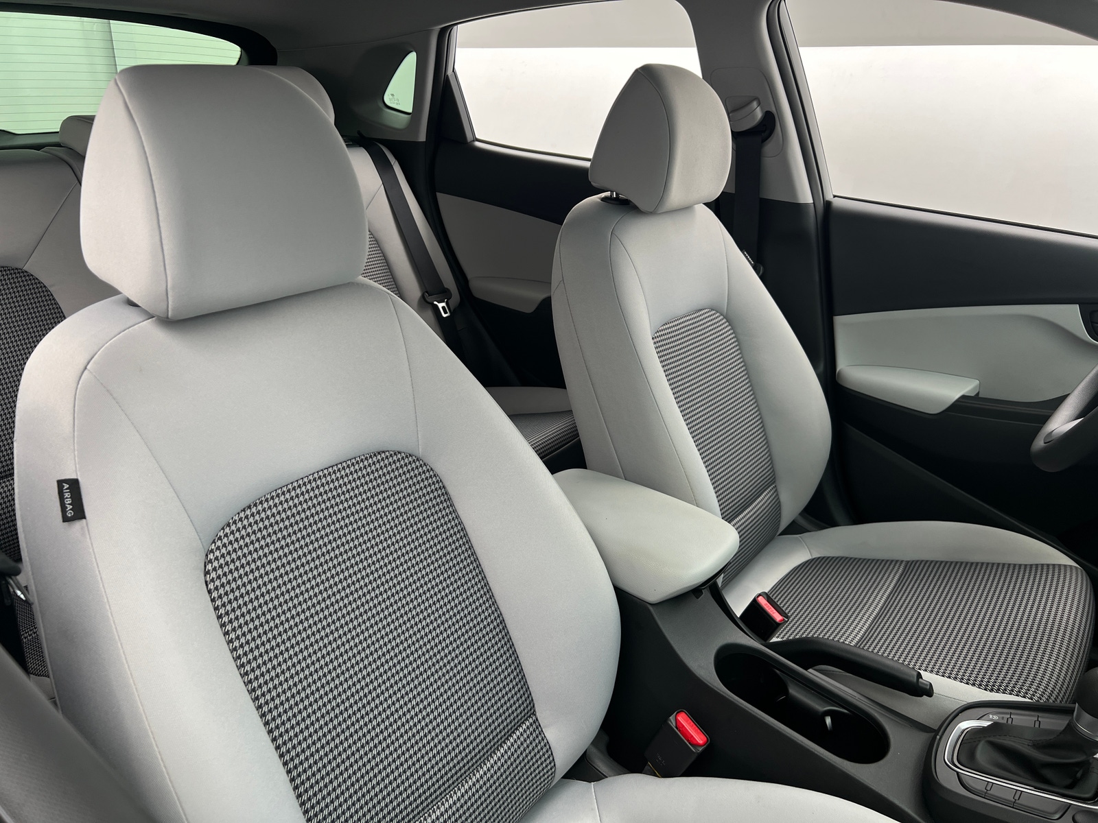 Thumbnail: 2022 Hyundai Kona - 2