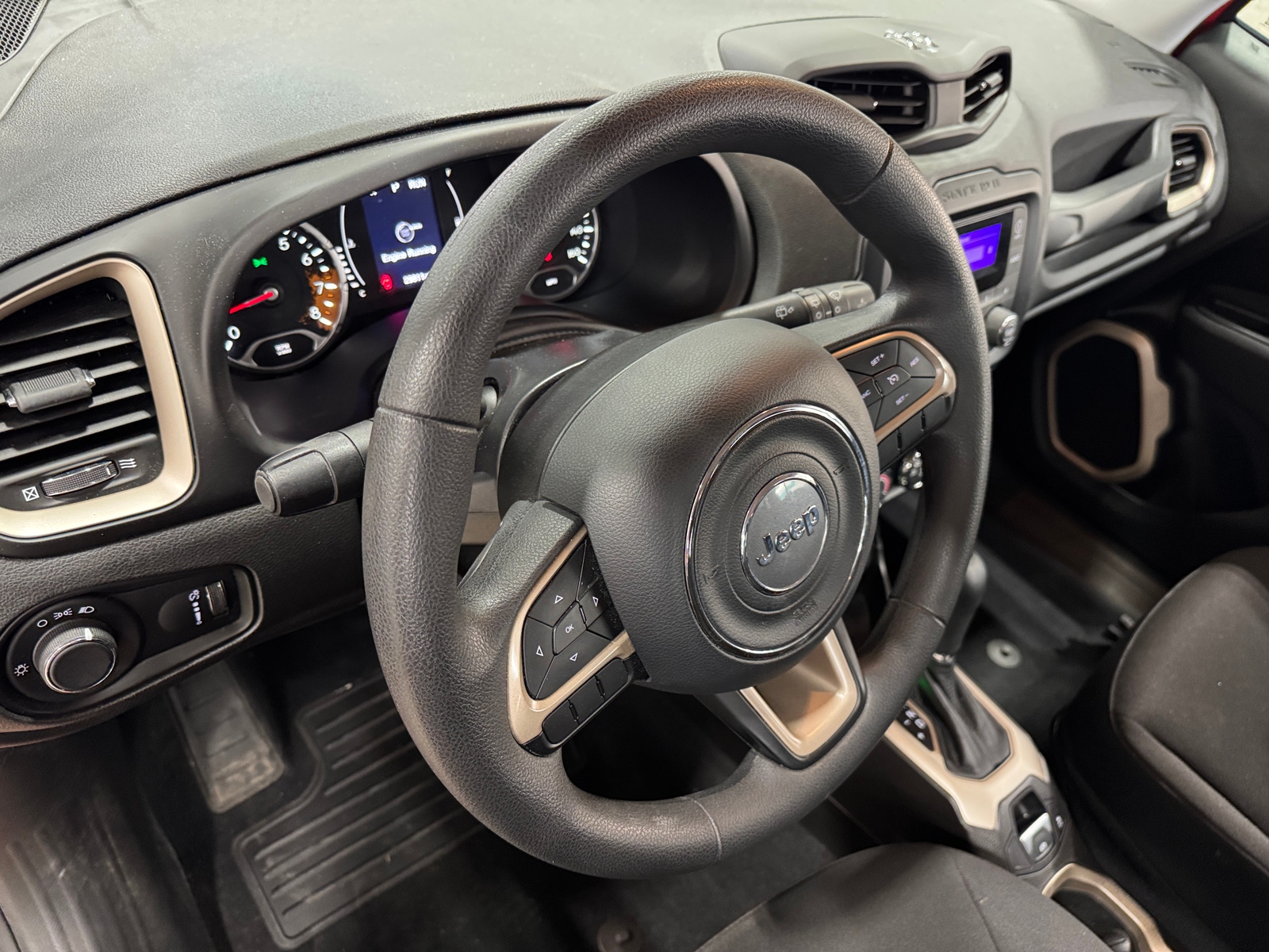 Thumbnail: 2017 Jeep Renegade - 3