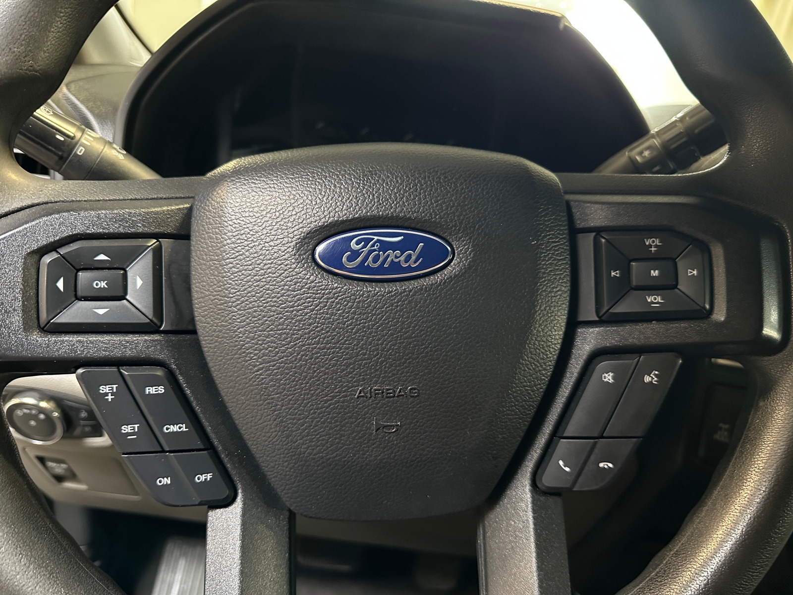 Thumbnail: 2020 Ford Econoline - 5