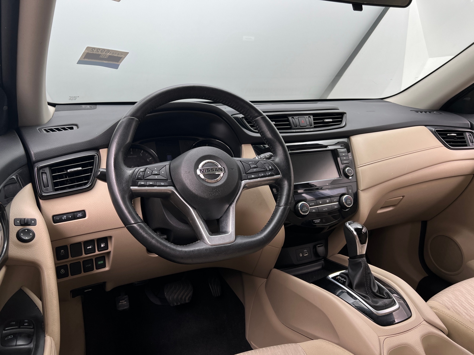 Thumbnail: 2018 Nissan Rogue - 3