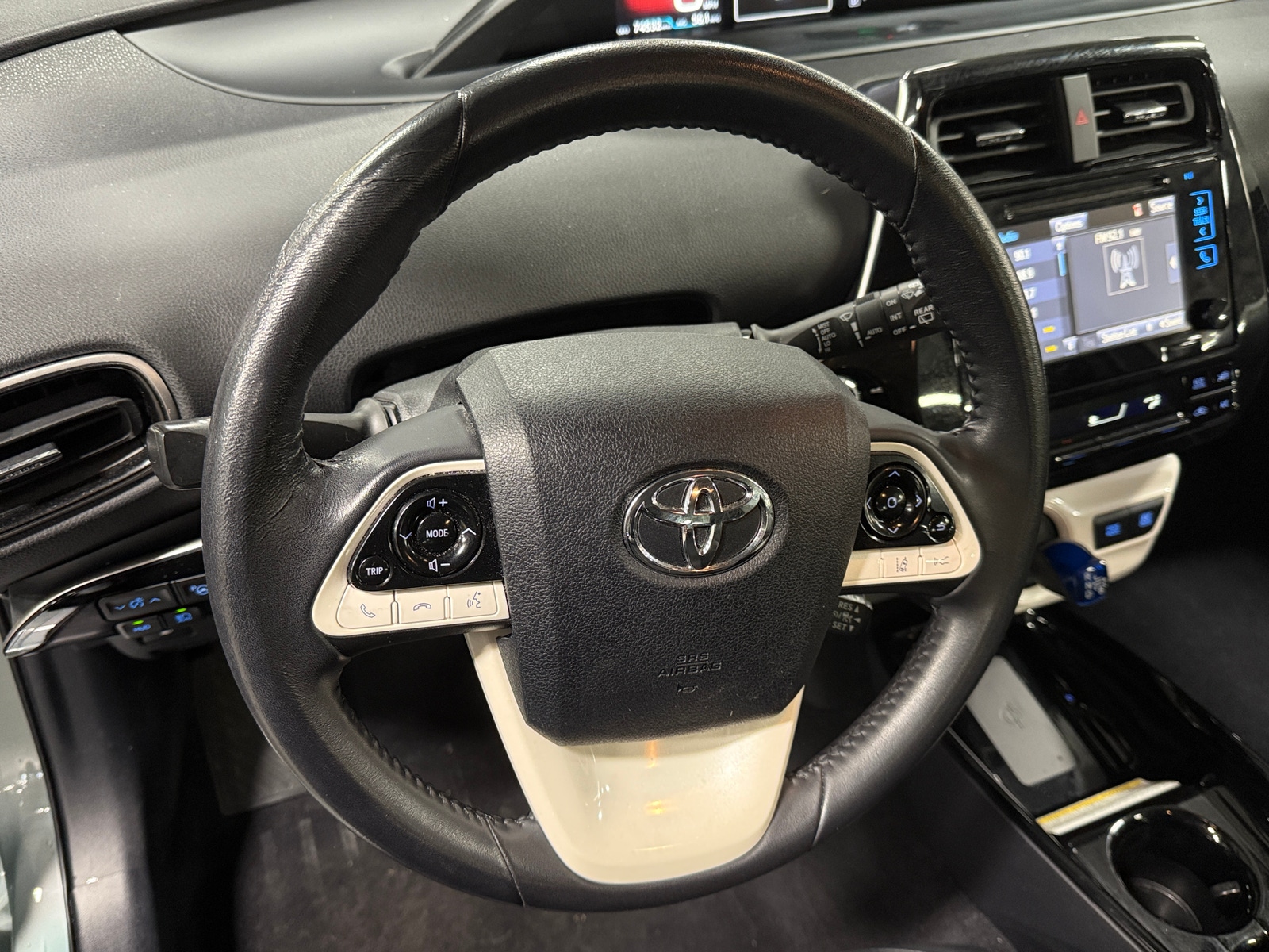 Thumbnail: 2017 Toyota Prius - 5