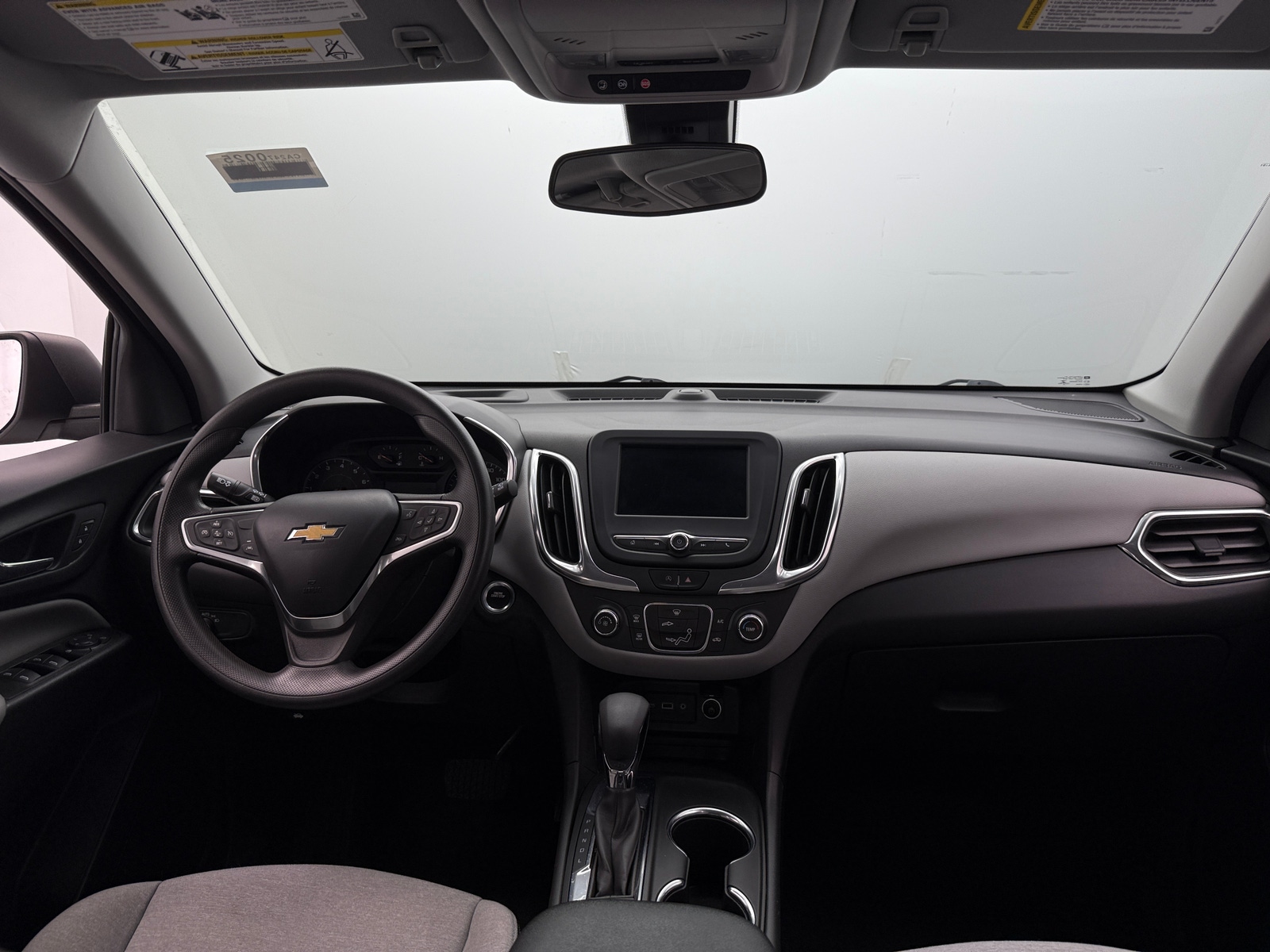Thumbnail: 2022 Chevrolet Equinox - 3