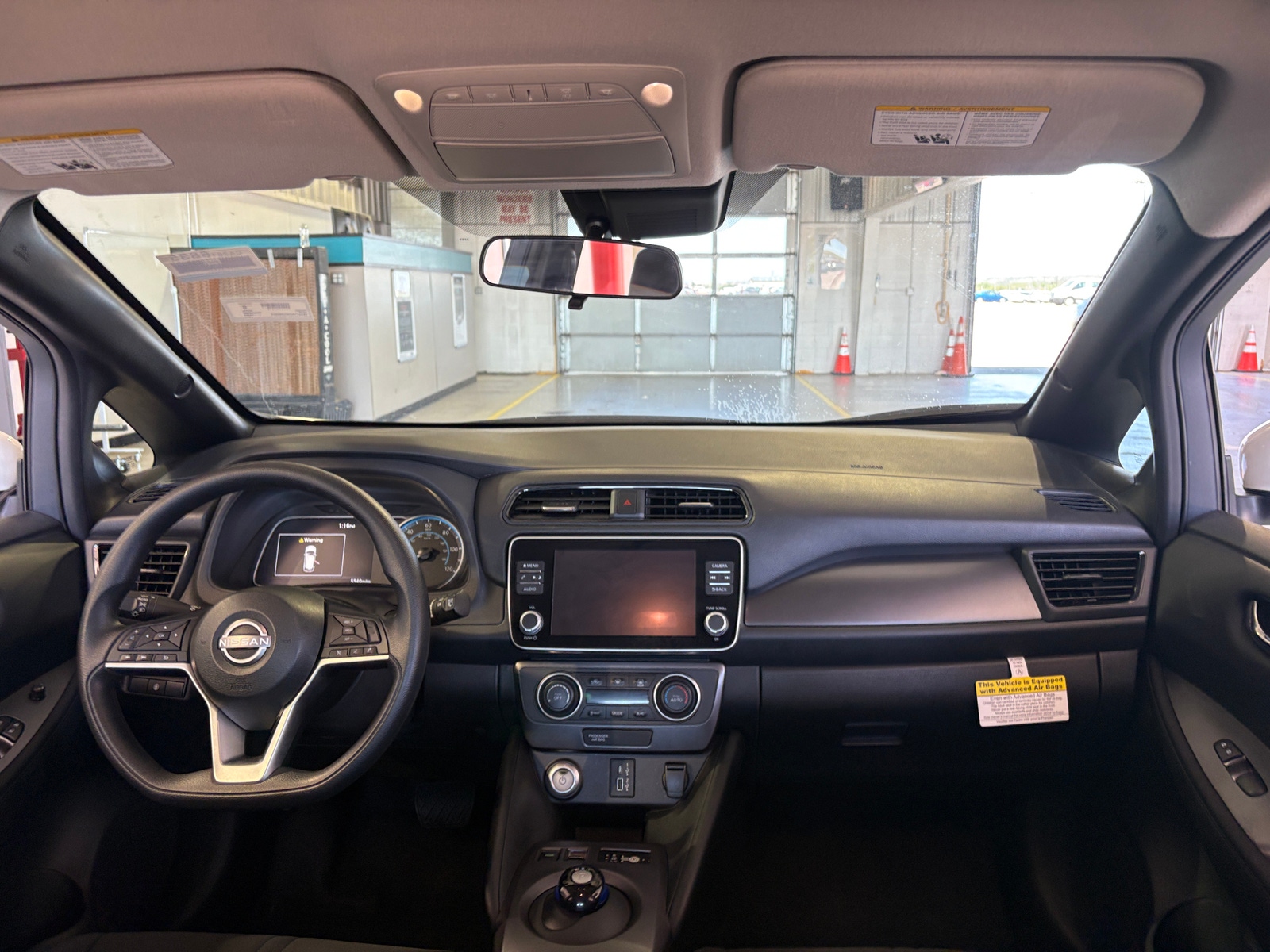 Thumbnail: 2025 Nissan Leaf - 3