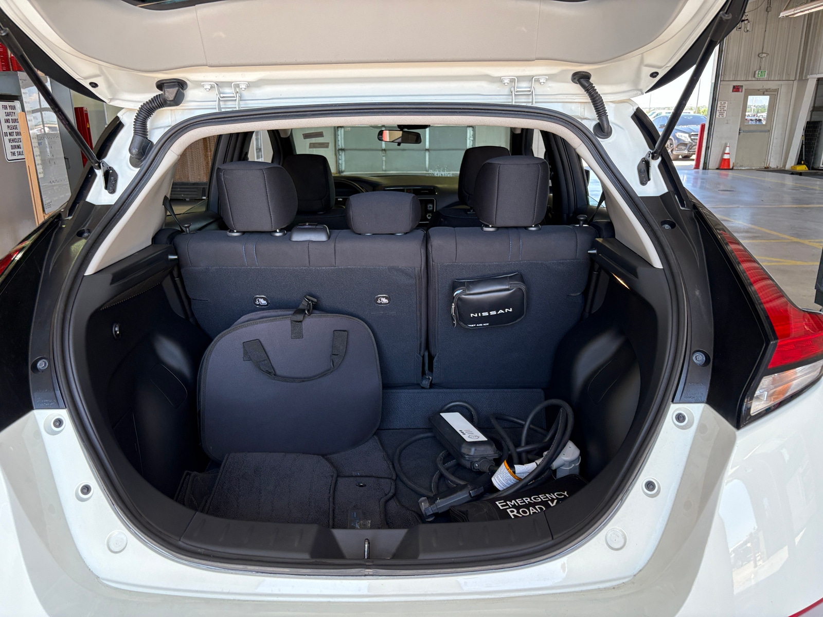 Thumbnail: 2025 Nissan Leaf - 7