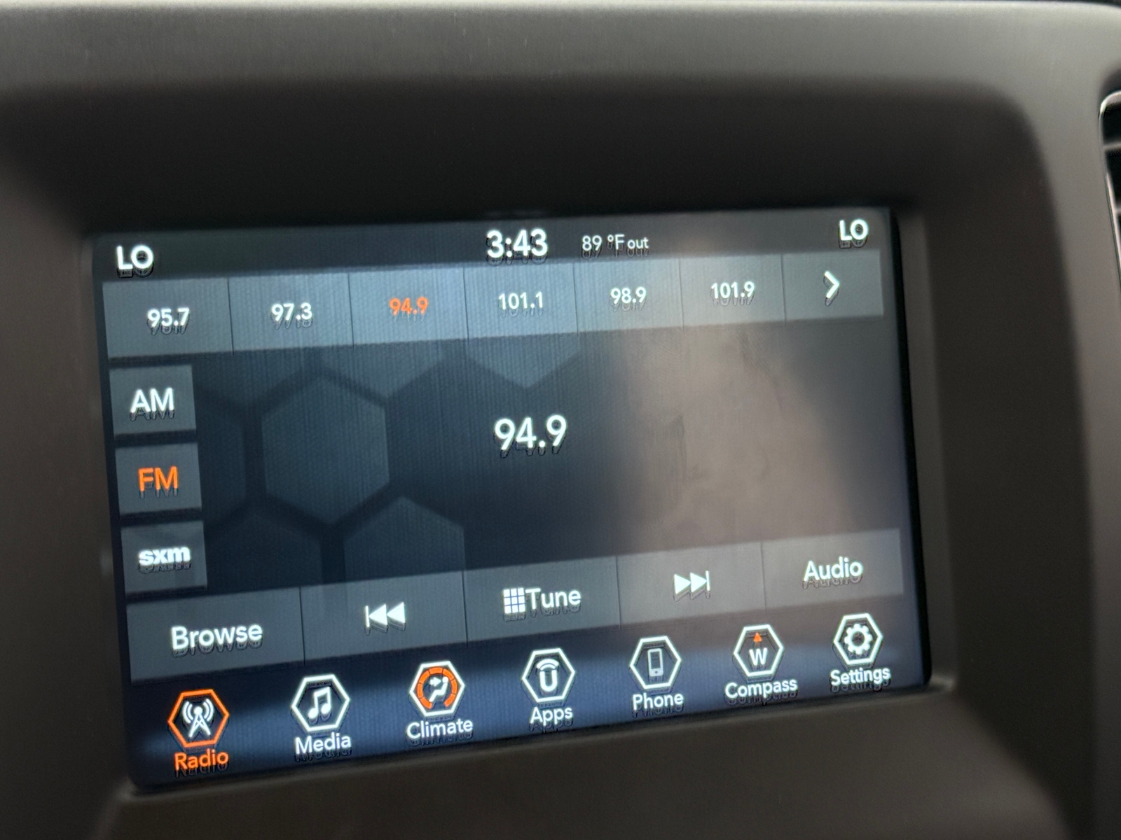 Thumbnail: 2021 Jeep Compass - 4