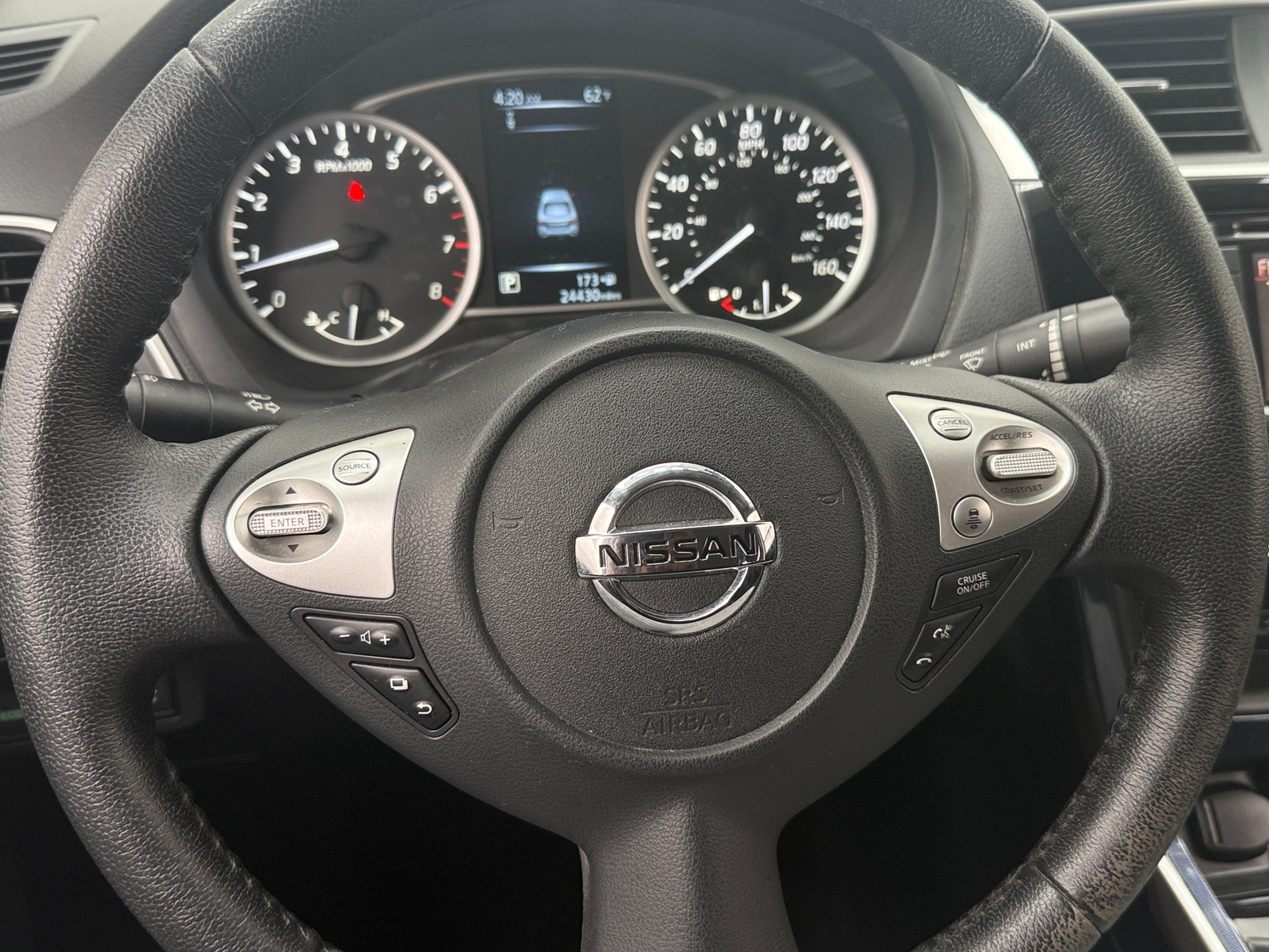 Thumbnail: 2018 Nissan Sentra - 4