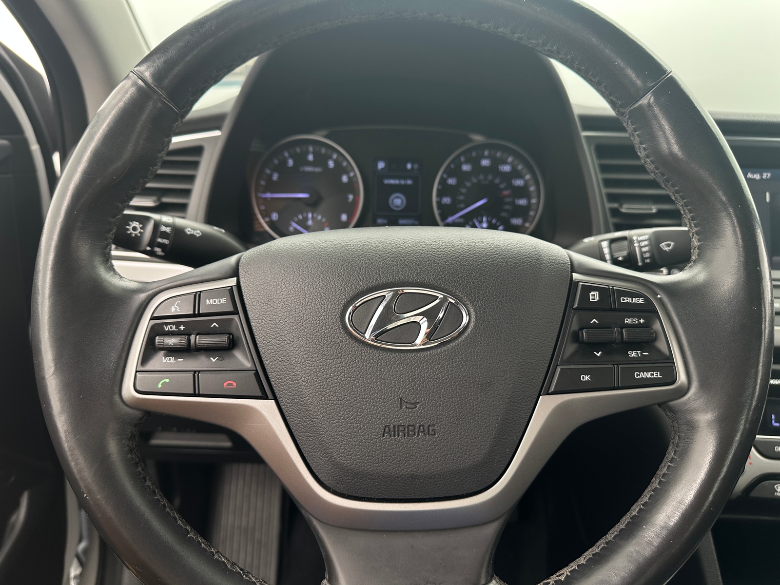 Thumbnail: 2017 Hyundai Elantra - 5