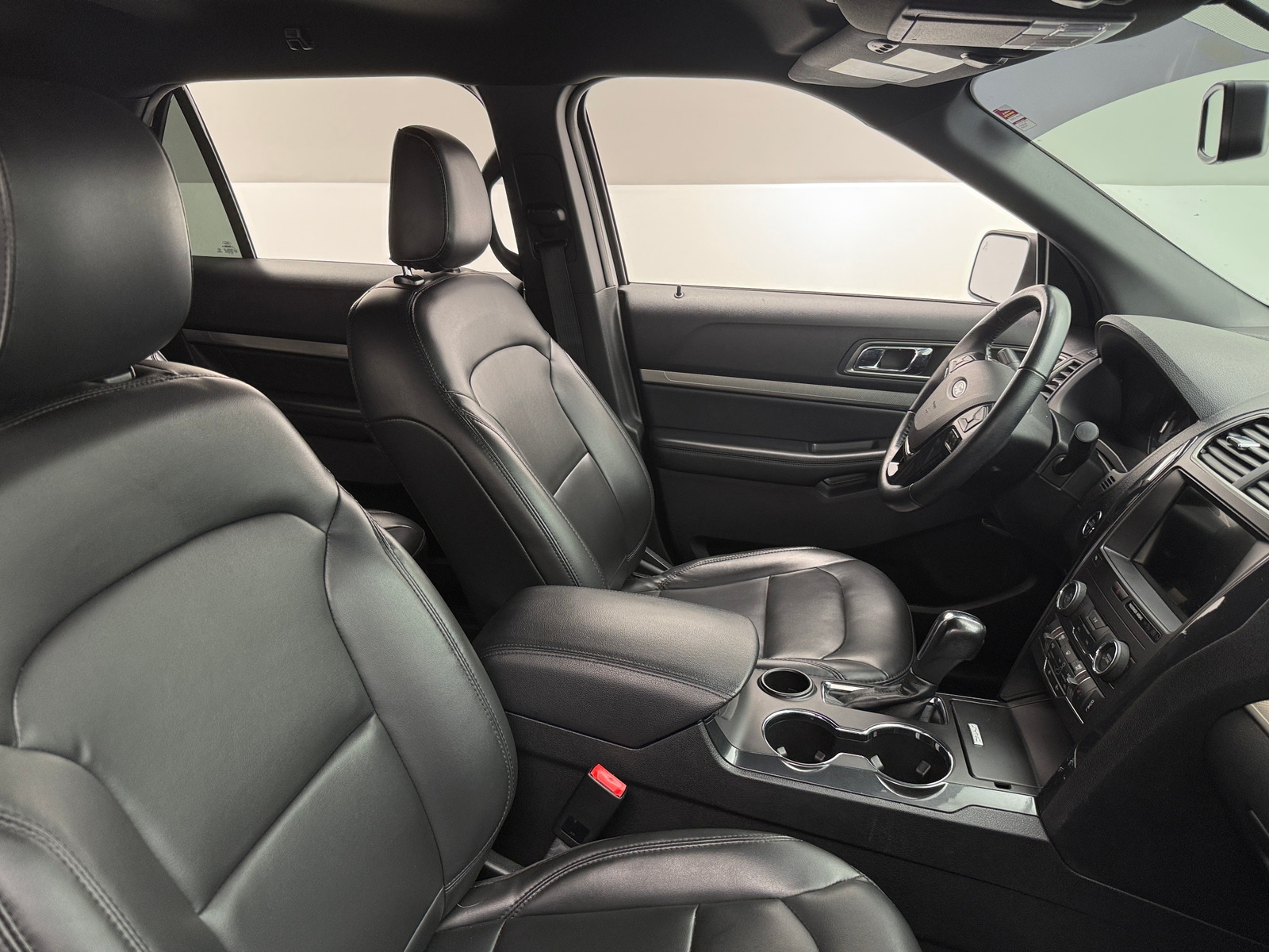 Thumbnail: 2019 Ford Explorer - 2