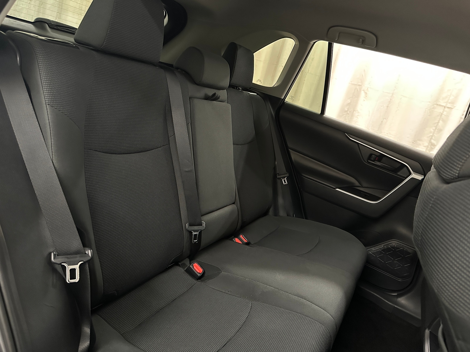 Thumbnail: 2019 Toyota RAV4 - 6