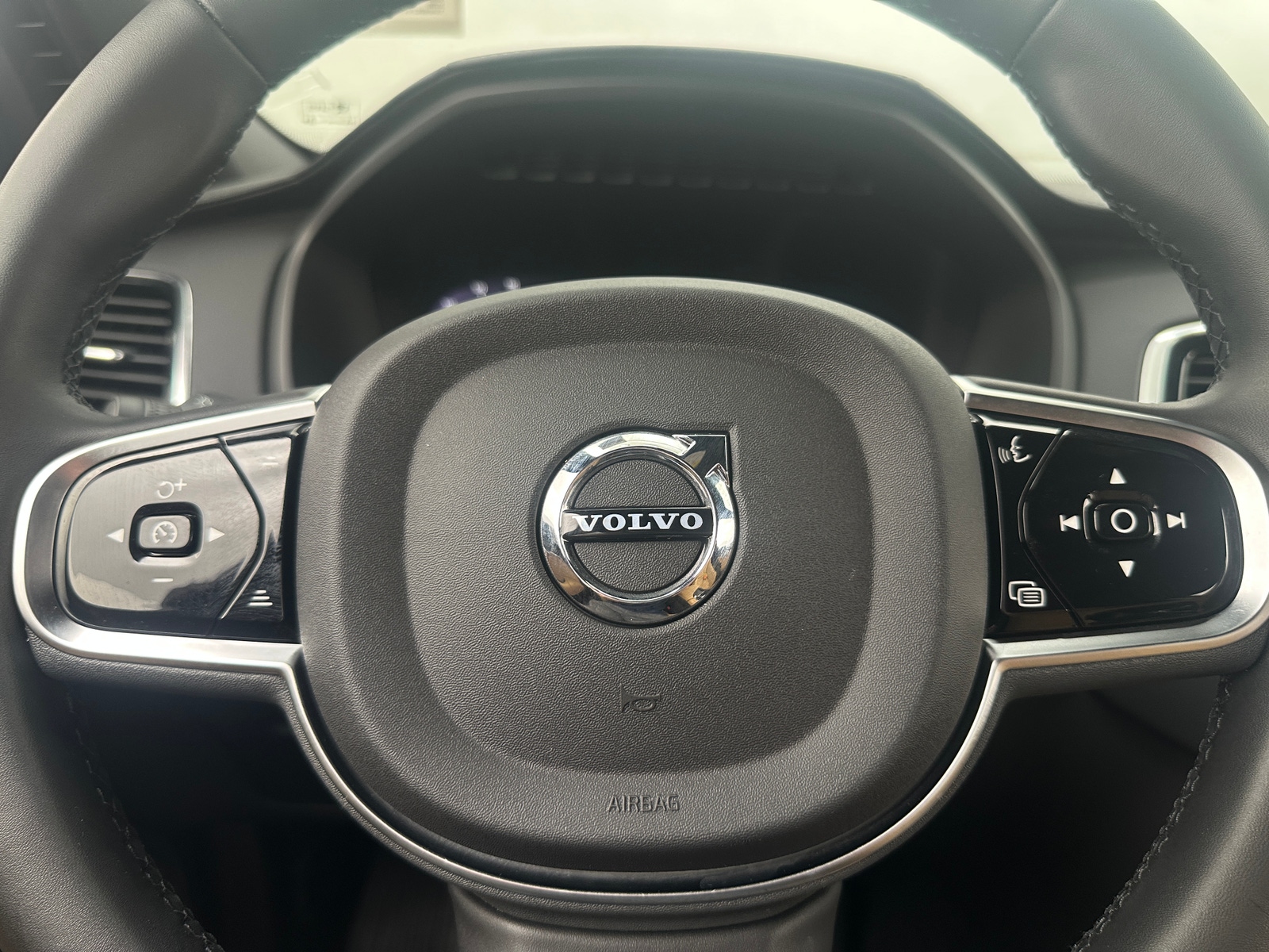Thumbnail: 2024 Volvo XC90 - 5