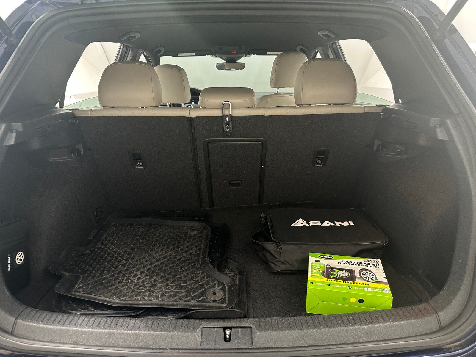 Thumbnail: 2019 Volkswagen e-Golf - 6