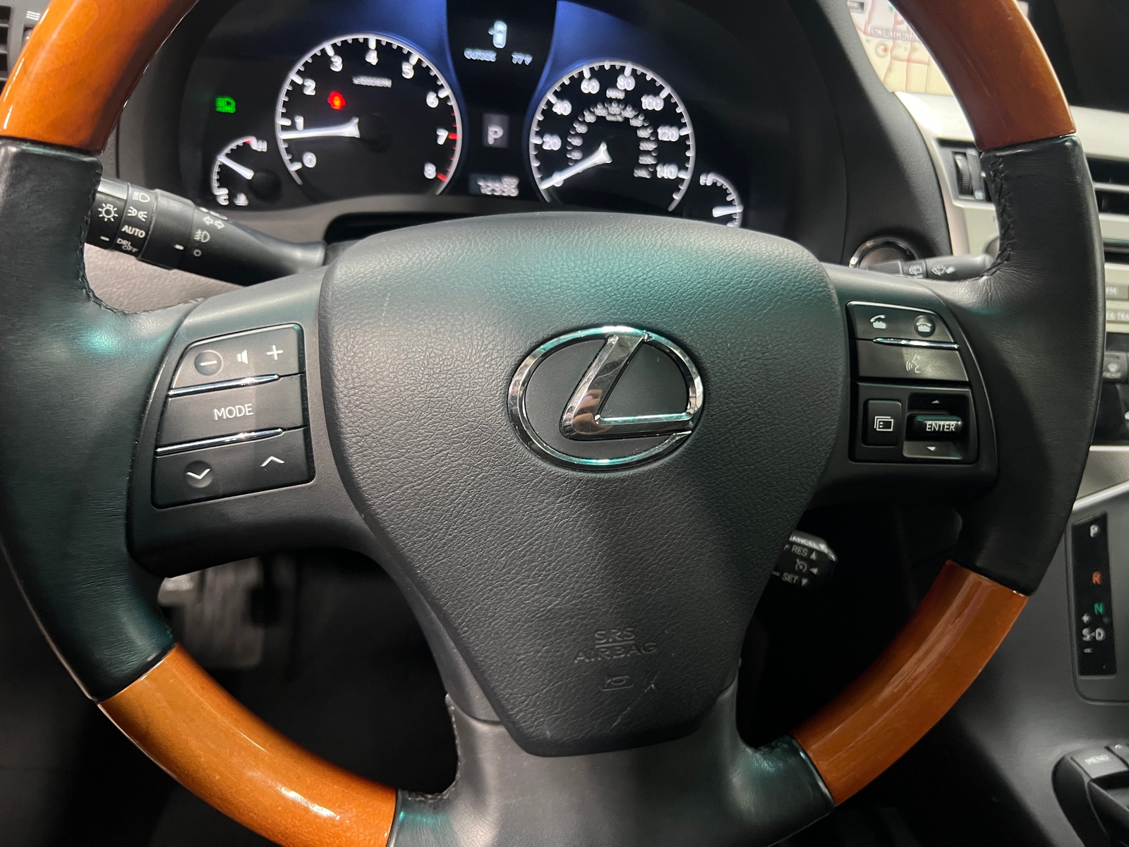 Thumbnail: 2010 Lexus RX - 5