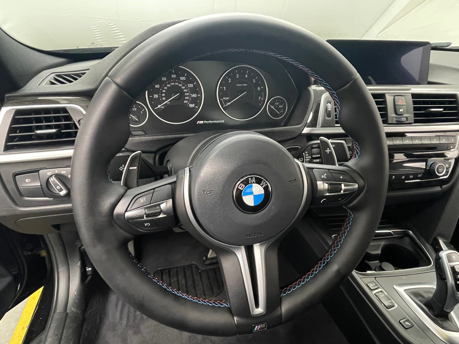 Thumbnail: 2017 BMW 3 Series - 4