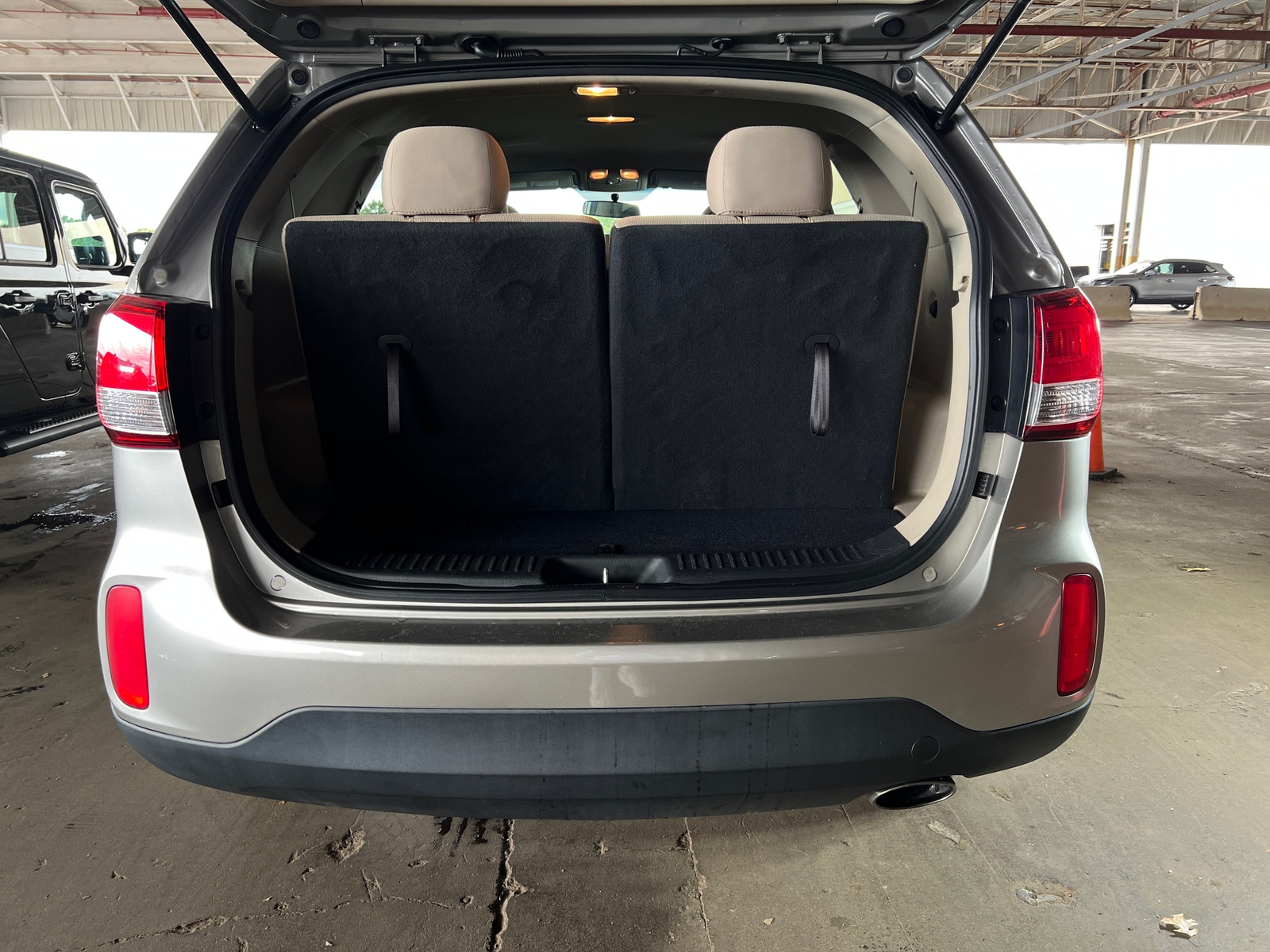 Thumbnail: 2015 Kia Sorento - 7