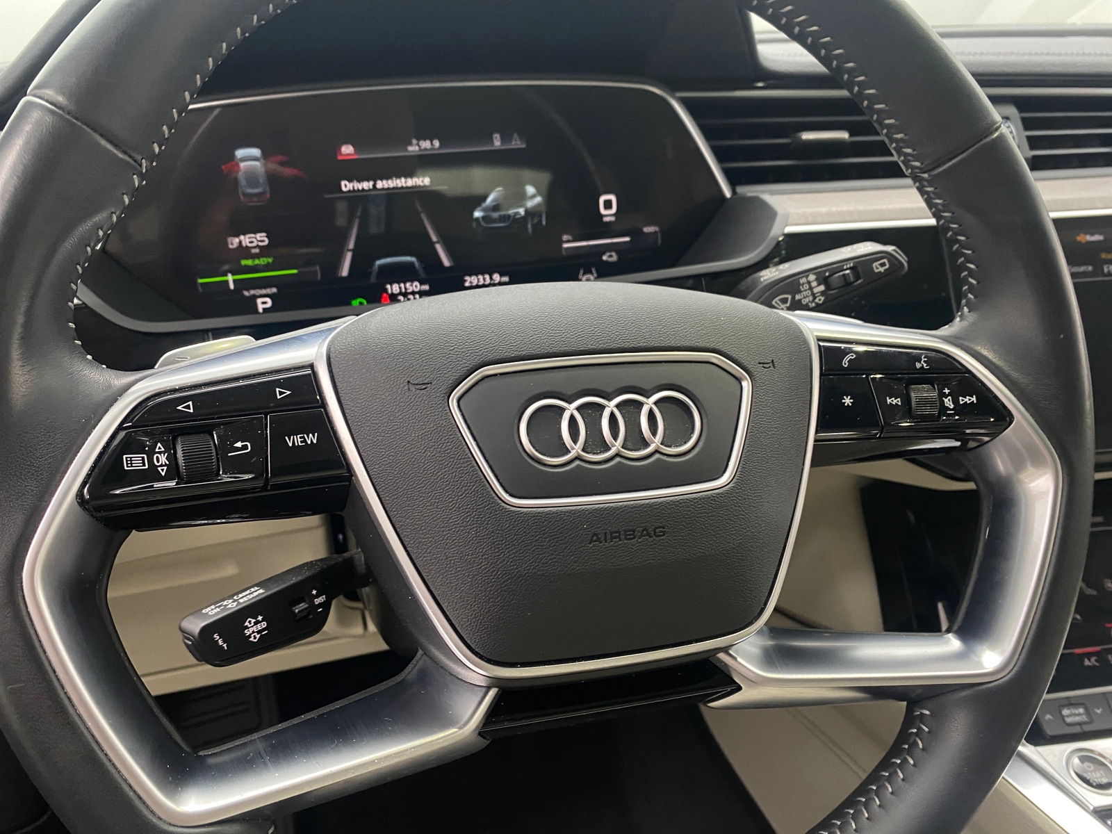 Thumbnail: 2021 Audi e-tron - 4