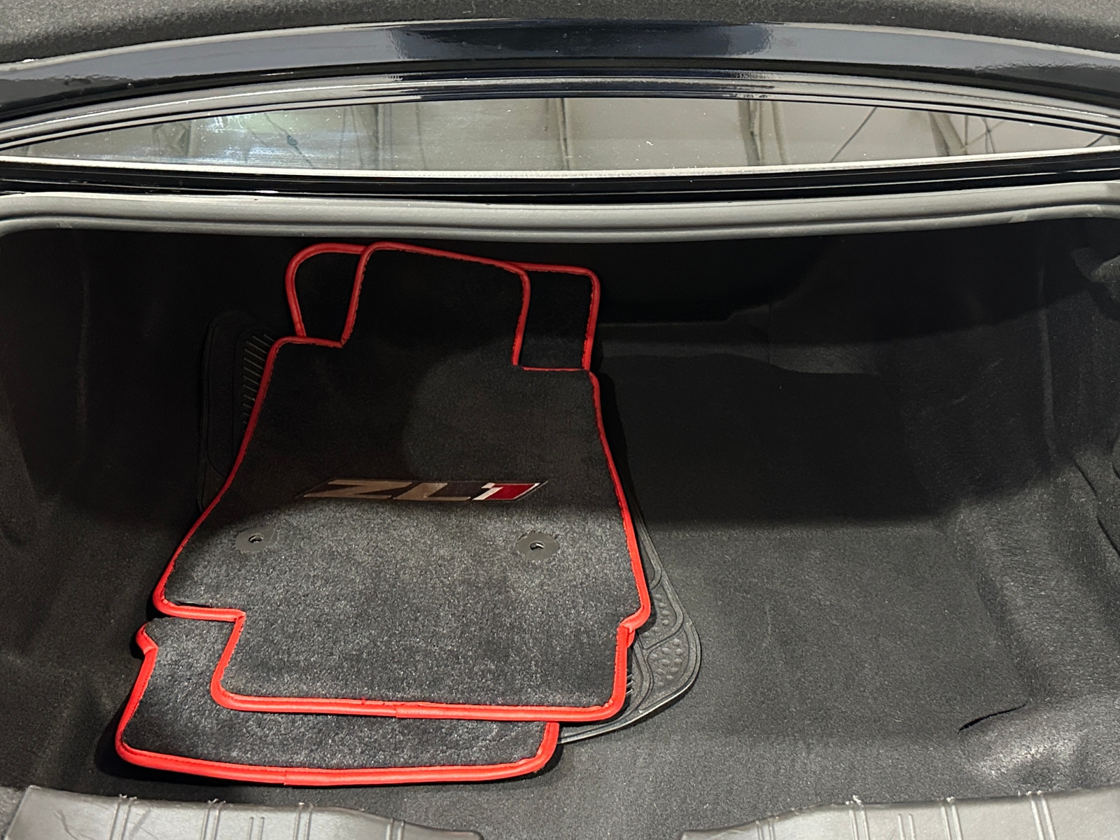 Thumbnail: 2018 Chevrolet Camaro - 5