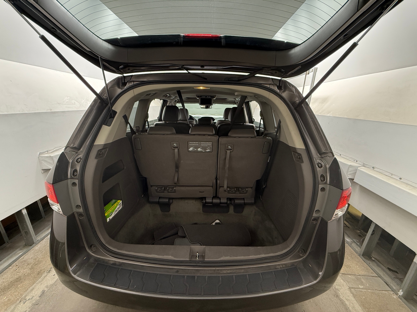 Thumbnail: 2017 Honda Odyssey - 6