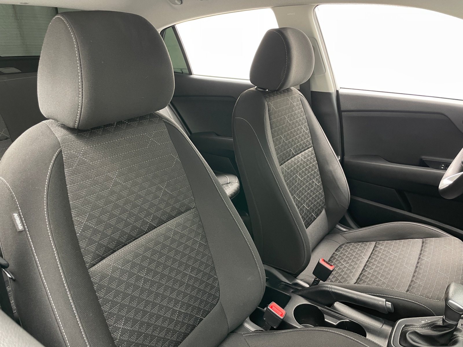 Thumbnail: 2021 Kia Rio - 2