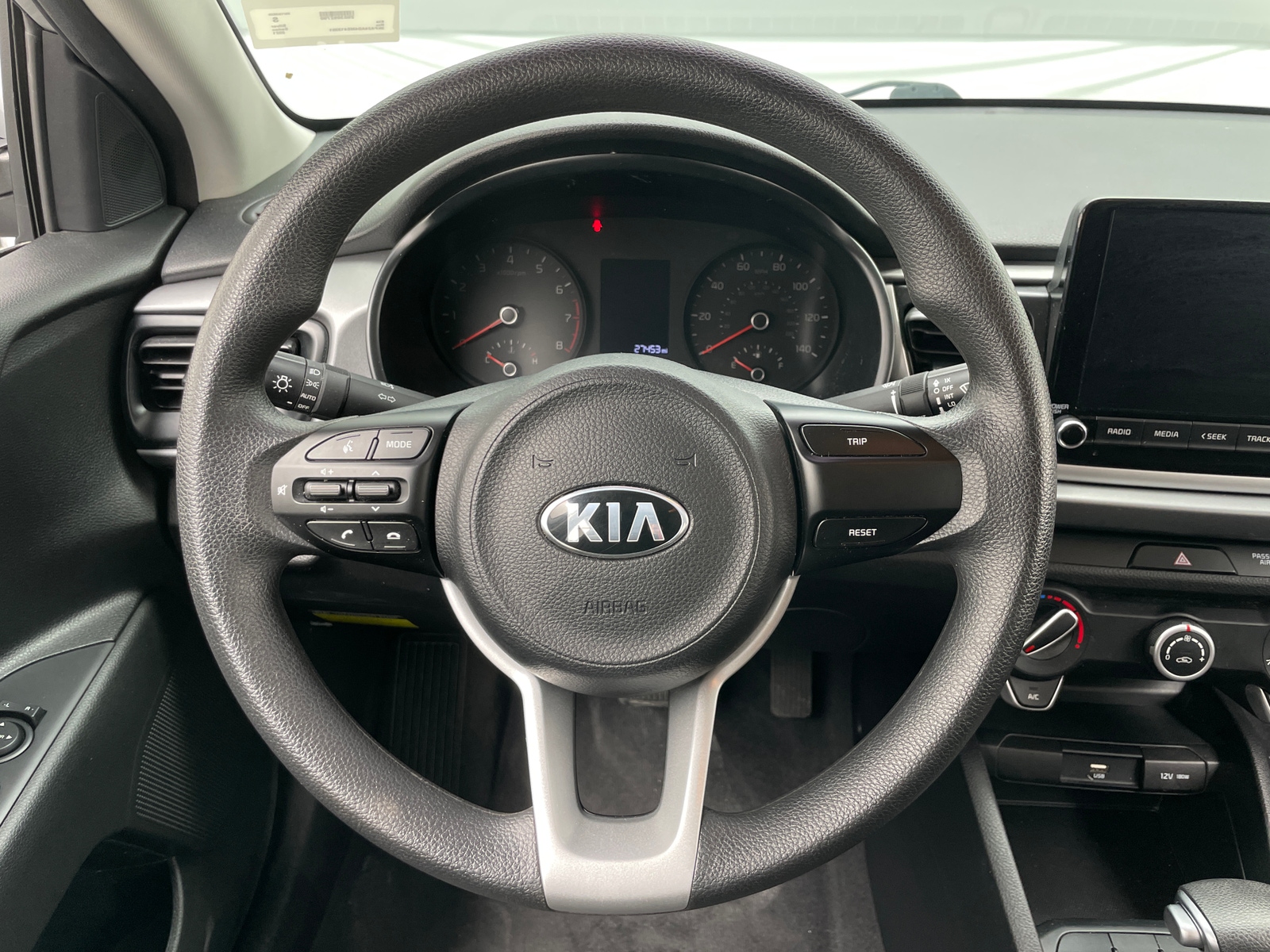 Thumbnail: 2021 Kia Rio - 5