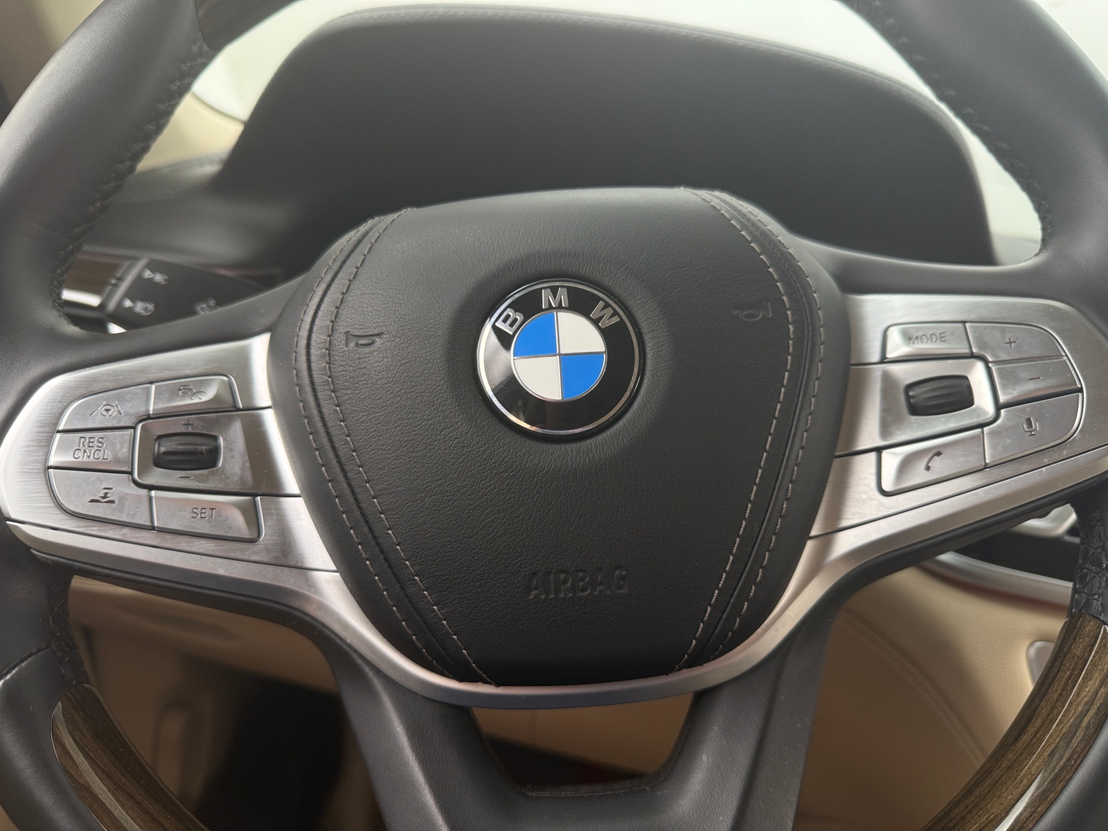 Thumbnail: 2019 BMW 7 Series - 4