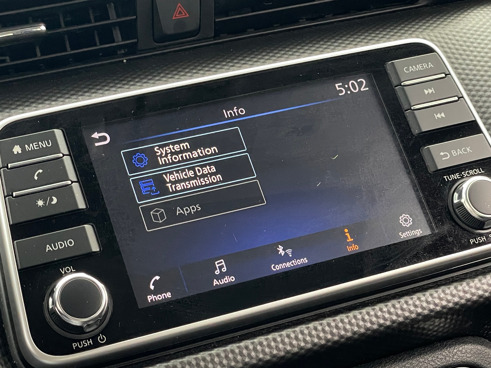 Thumbnail: 2019 Nissan Kicks - 4