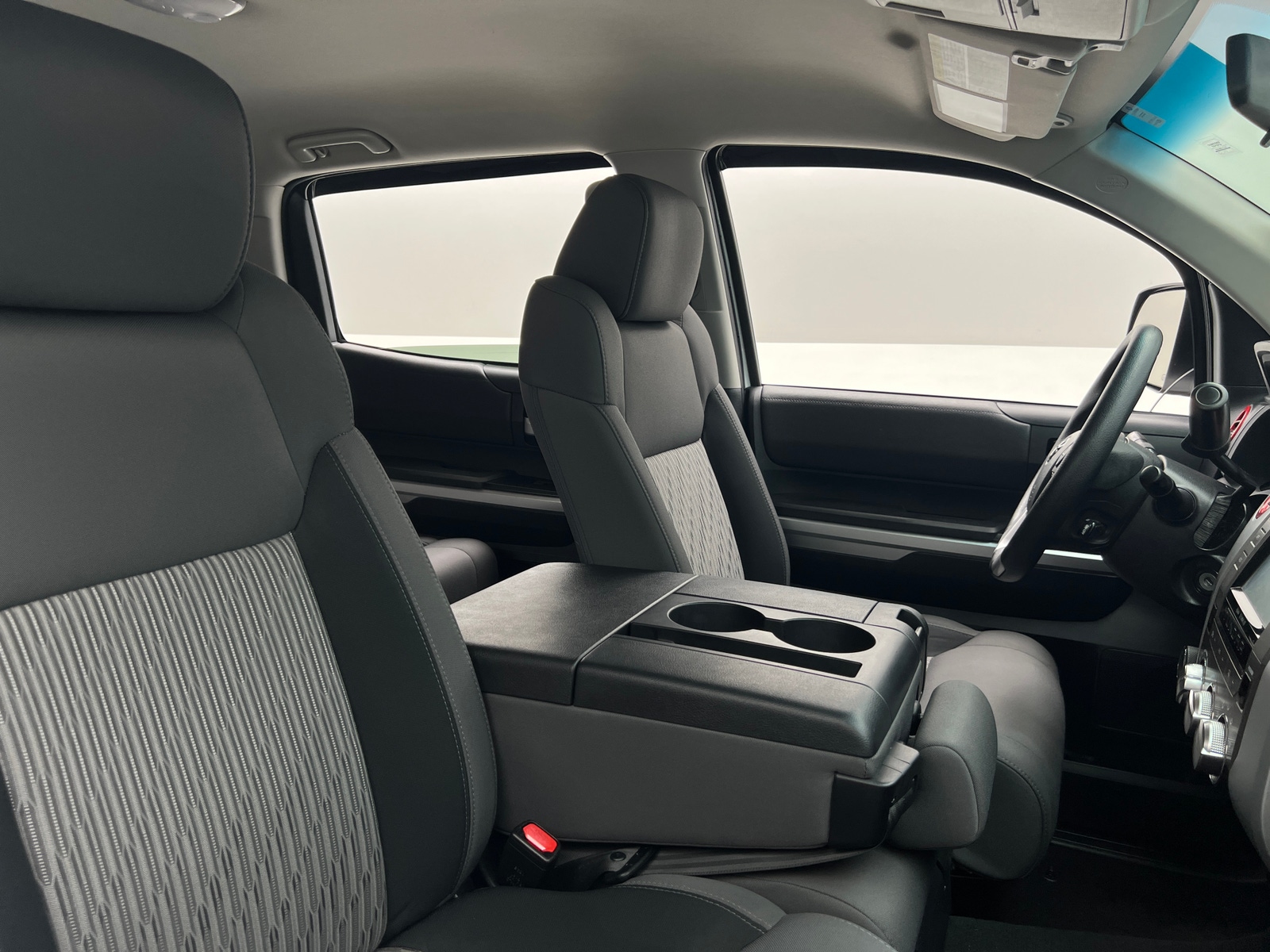 Thumbnail: 2016 Toyota Tundra - 2