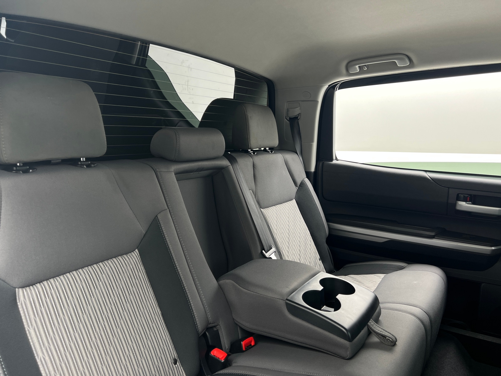 Thumbnail: 2016 Toyota Tundra - 6