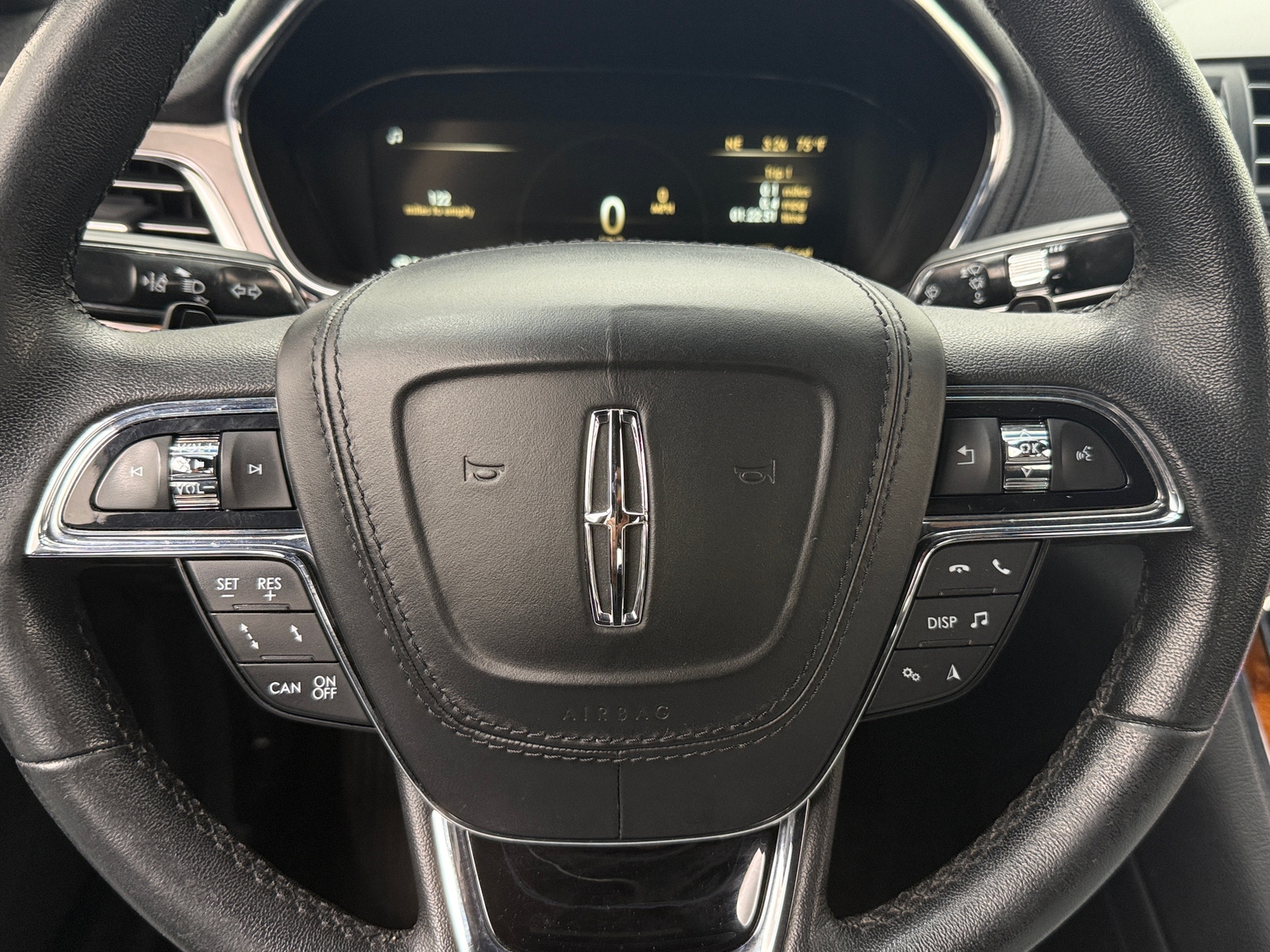 Thumbnail: 2020 Lincoln Continental - 4