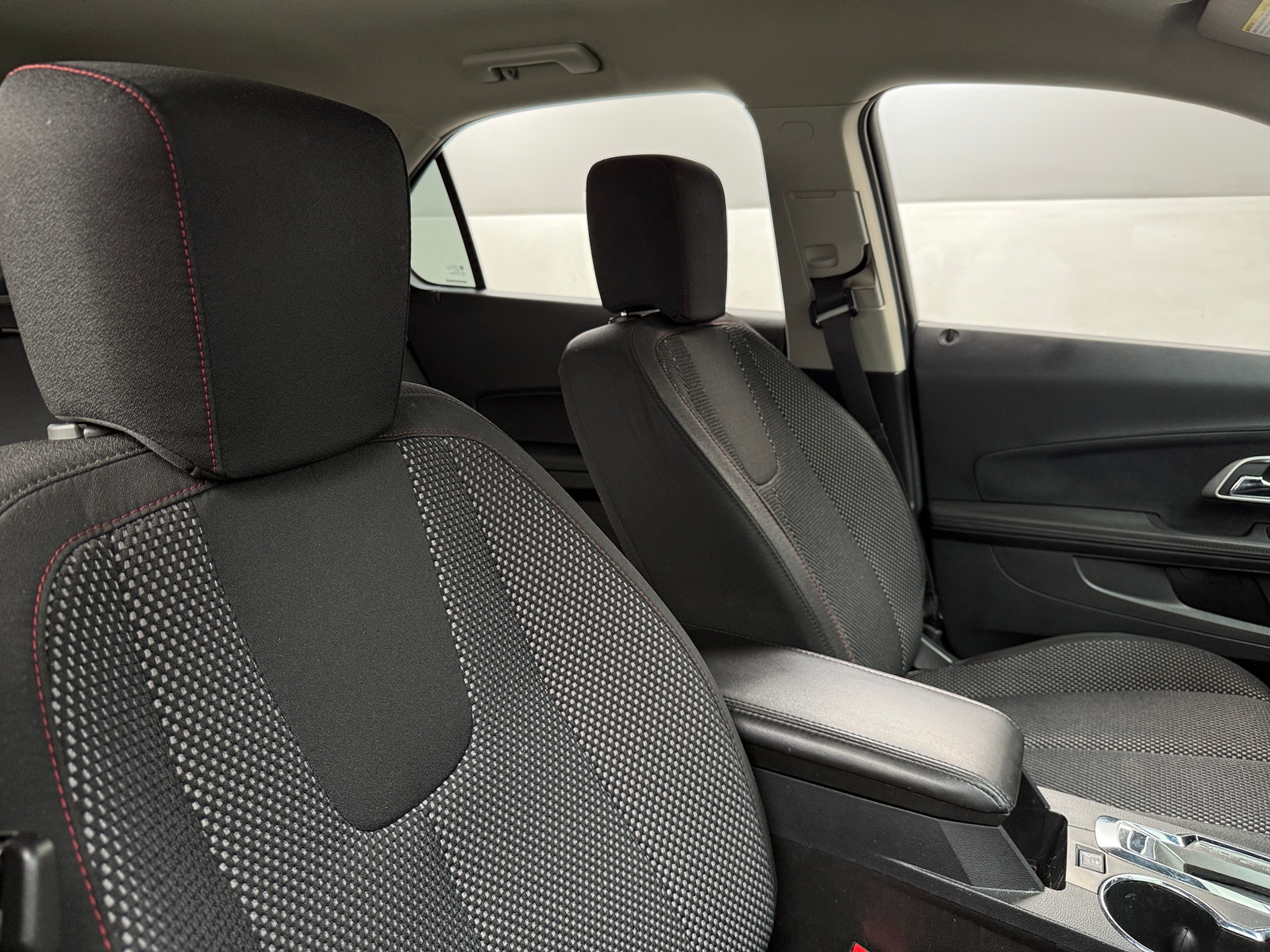 Thumbnail: 2017 Chevrolet Equinox - 2