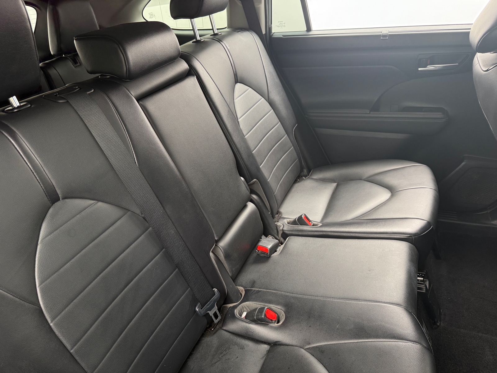Thumbnail: 2021 Toyota Highlander - 6
