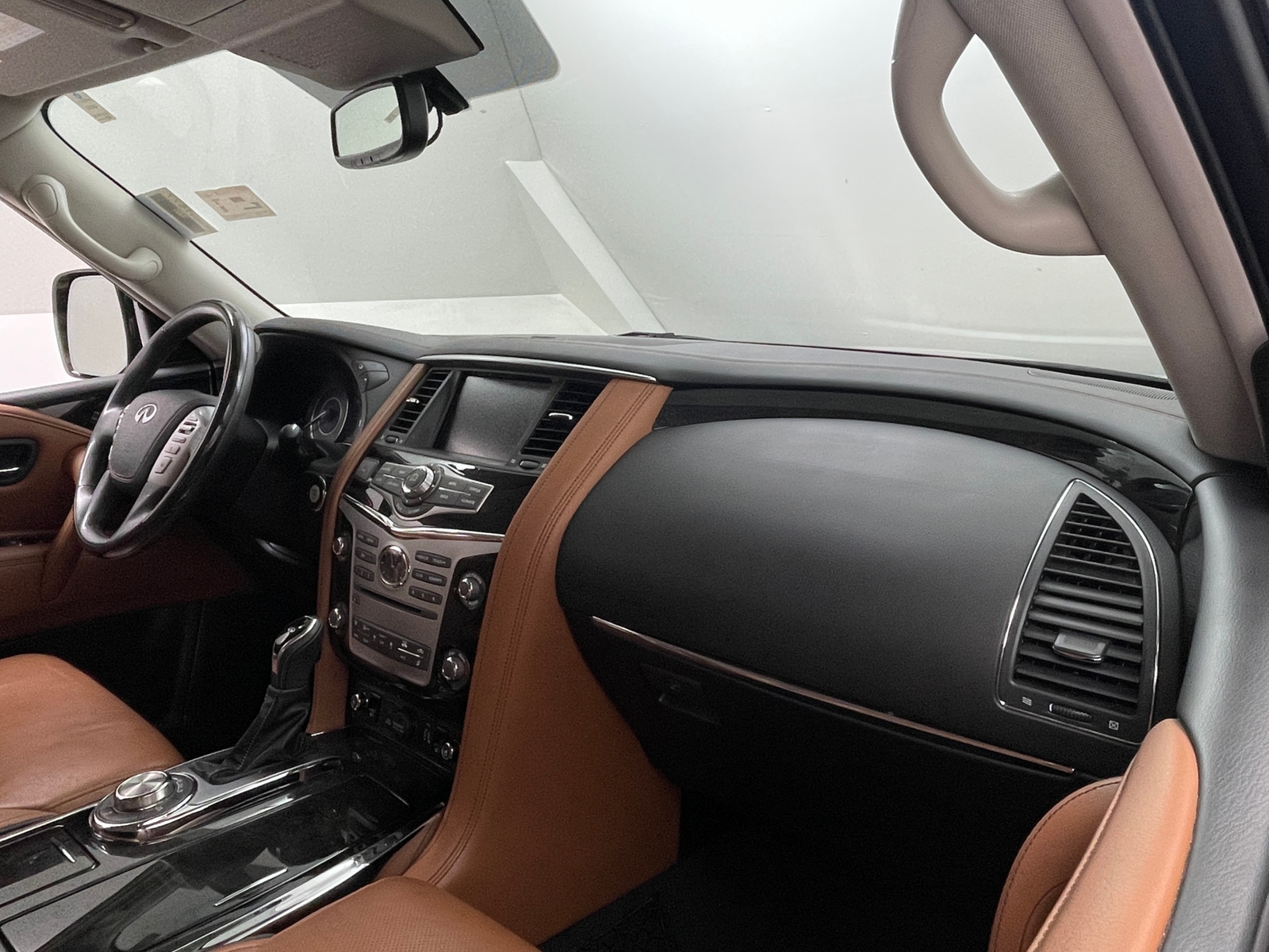Thumbnail: 2019 INFINITI QX80 - 2