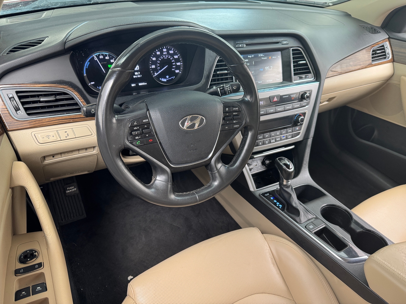 Thumbnail: 2017 Hyundai Sonata - 2