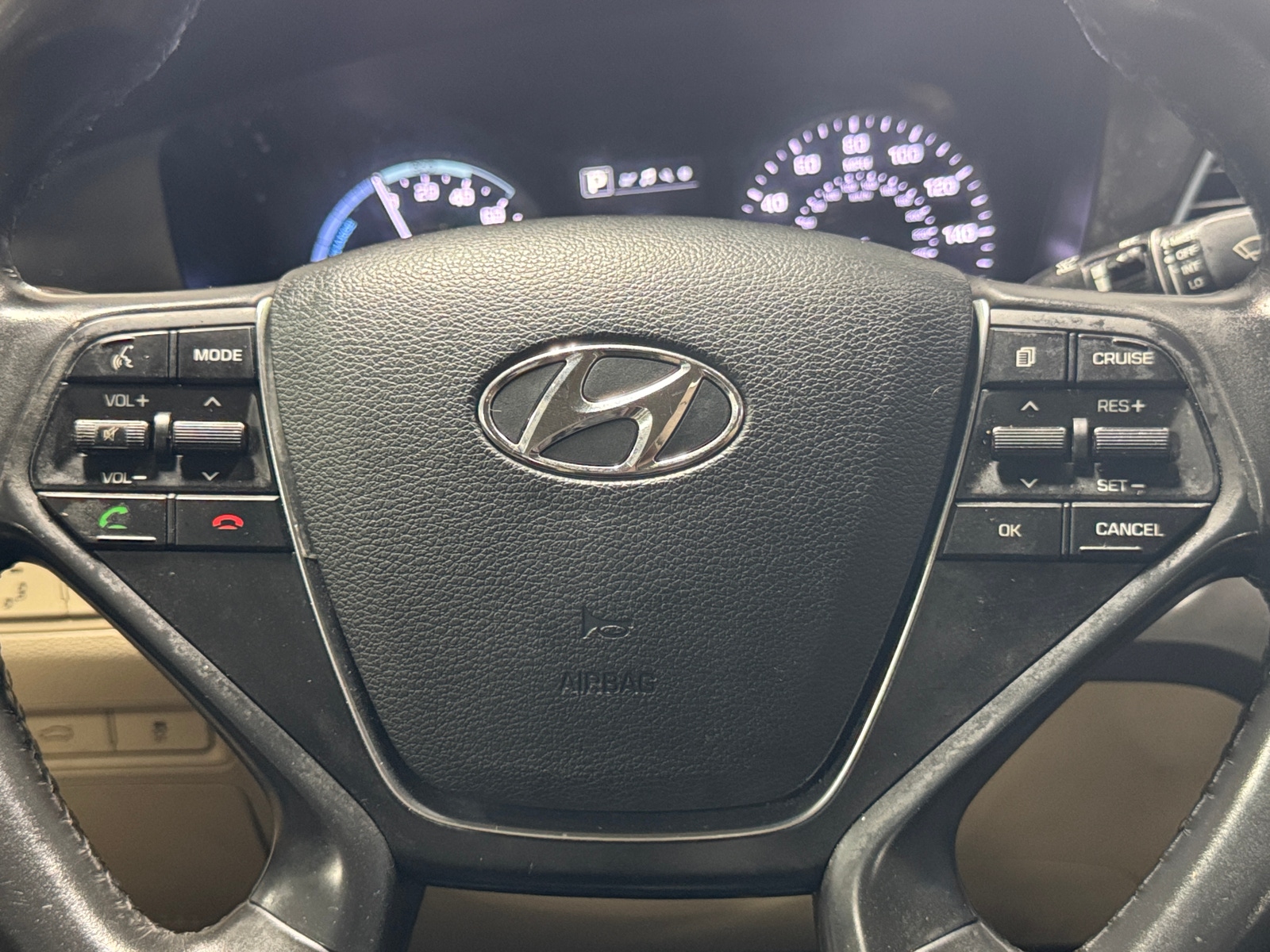 Thumbnail: 2017 Hyundai Sonata - 4