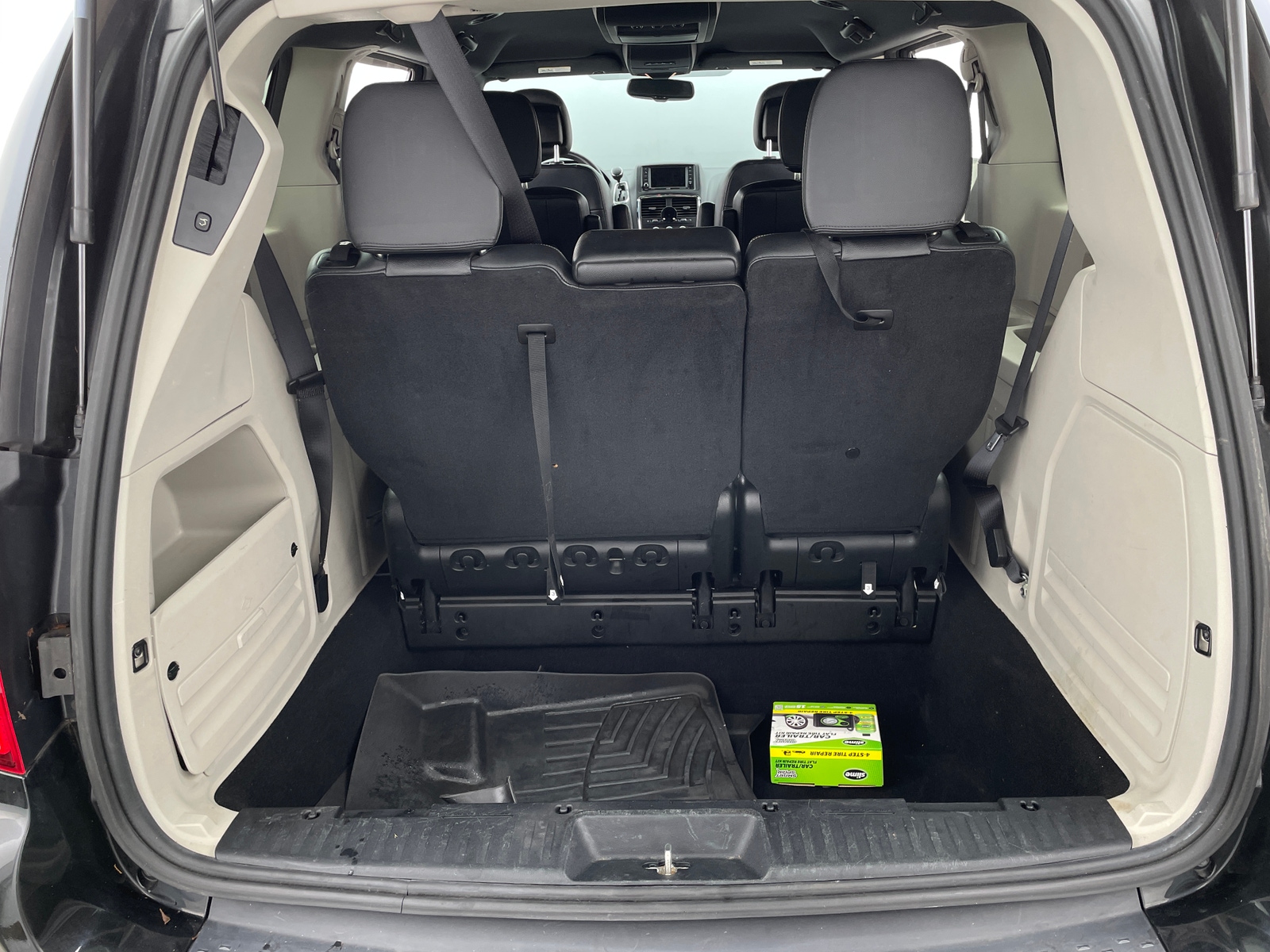 Thumbnail: 2017 Dodge Grand Caravan - 6