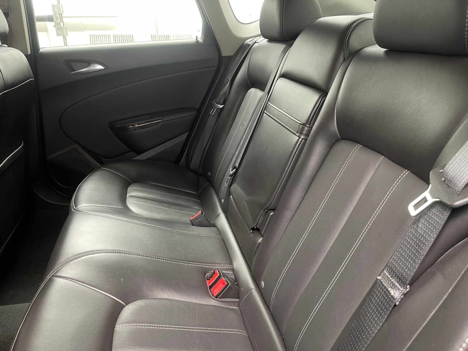Thumbnail: 2016 Buick Verano - 5