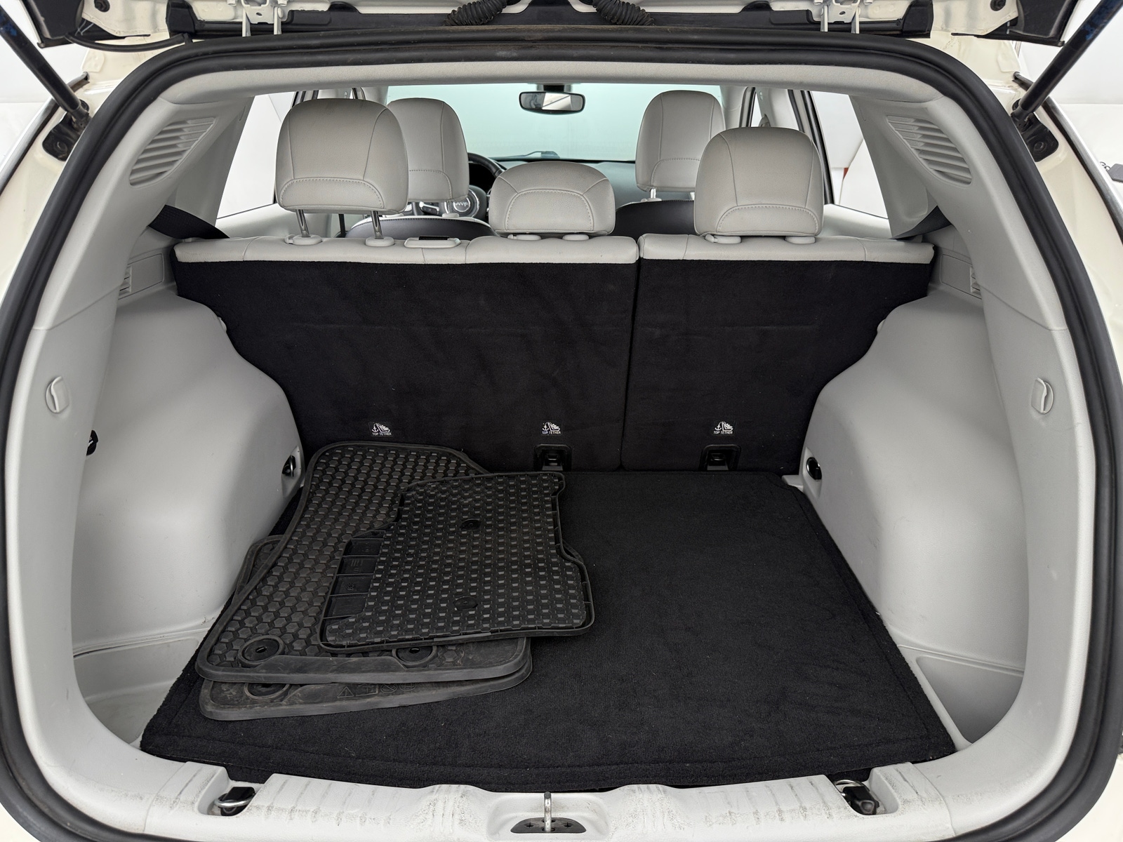 Thumbnail: 2021 Jeep Compass - 7