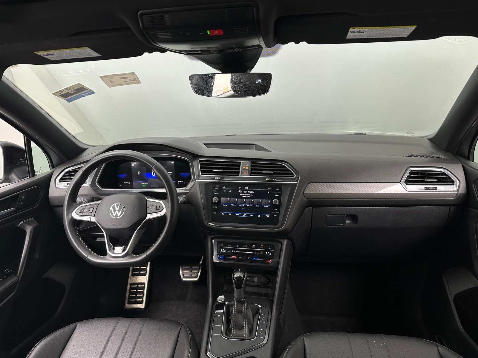 Thumbnail: 2023 Volkswagen Tiguan - 2