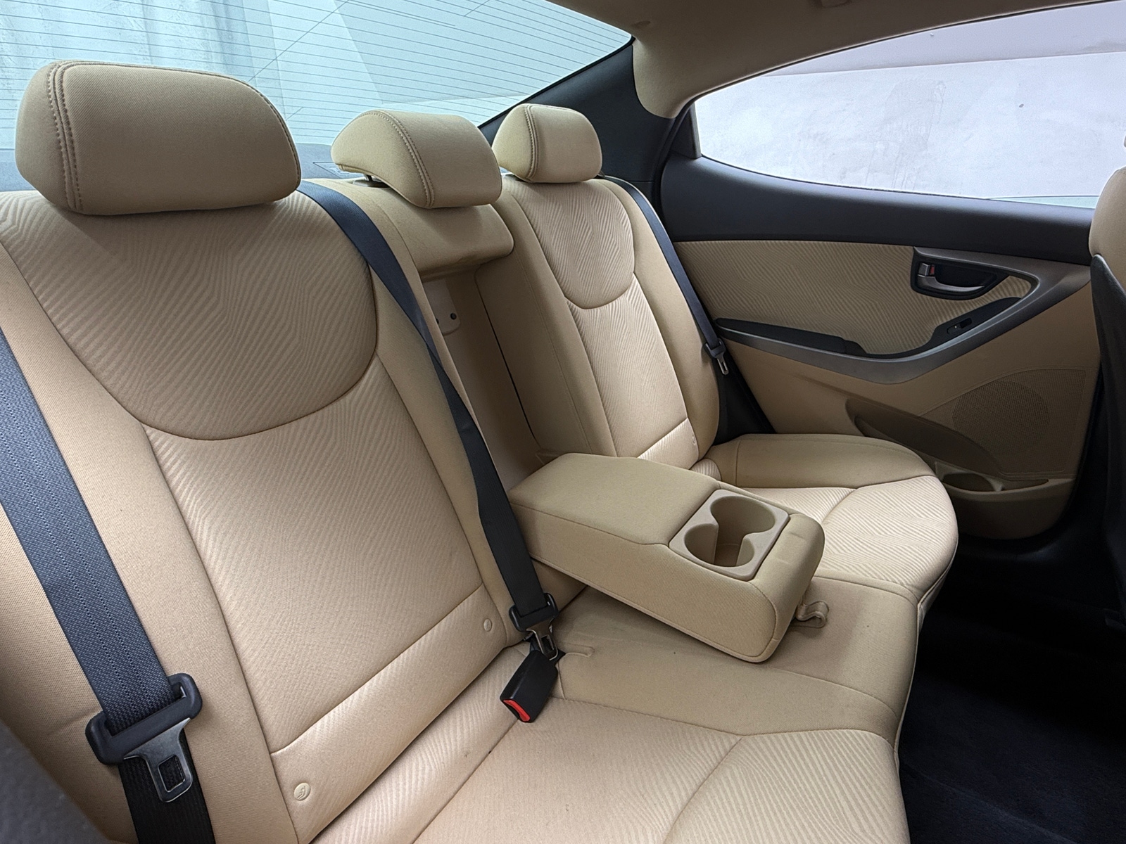 Thumbnail: 2012 Hyundai Elantra - 6