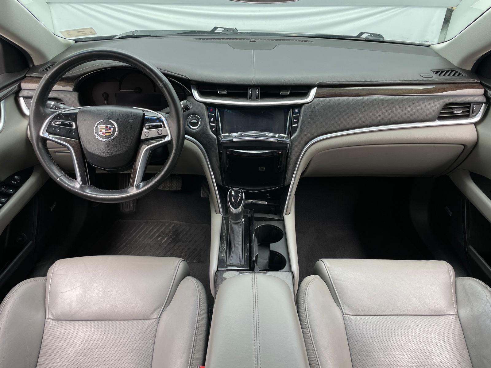 Thumbnail: 2015 Cadillac XTS - 2