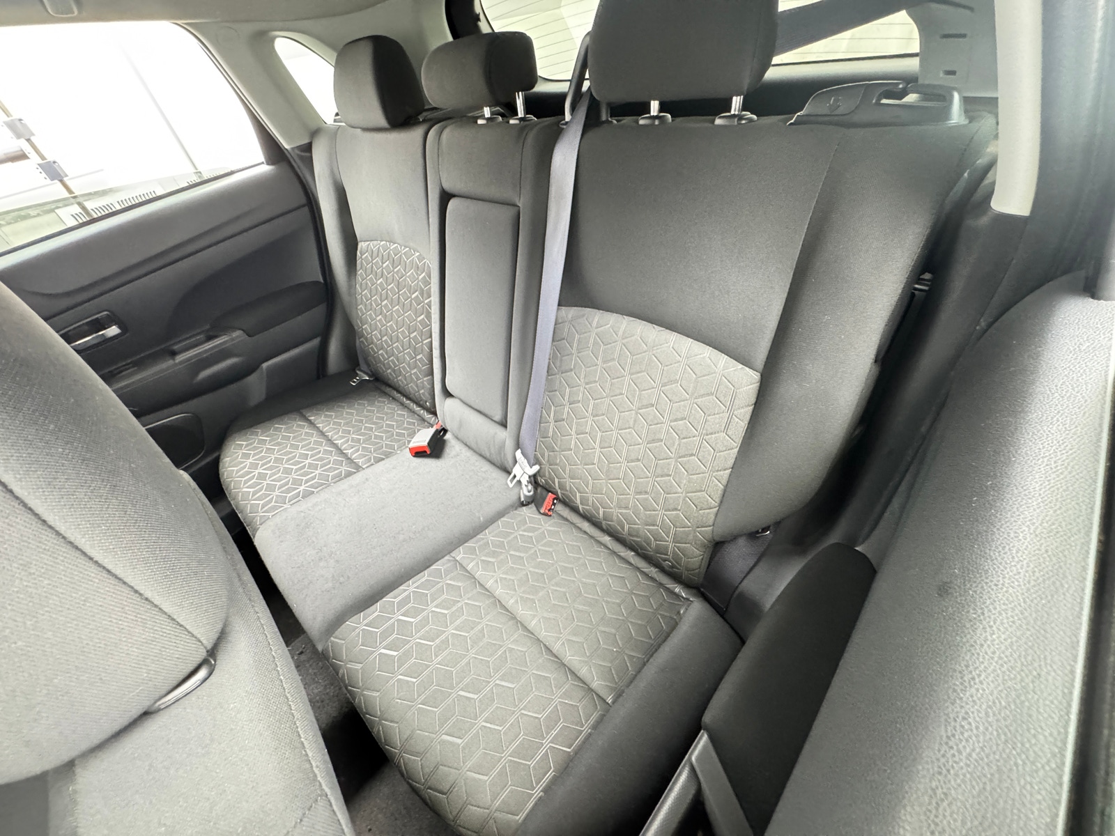 Thumbnail: 2024 Mitsubishi Outlander Sport - 6