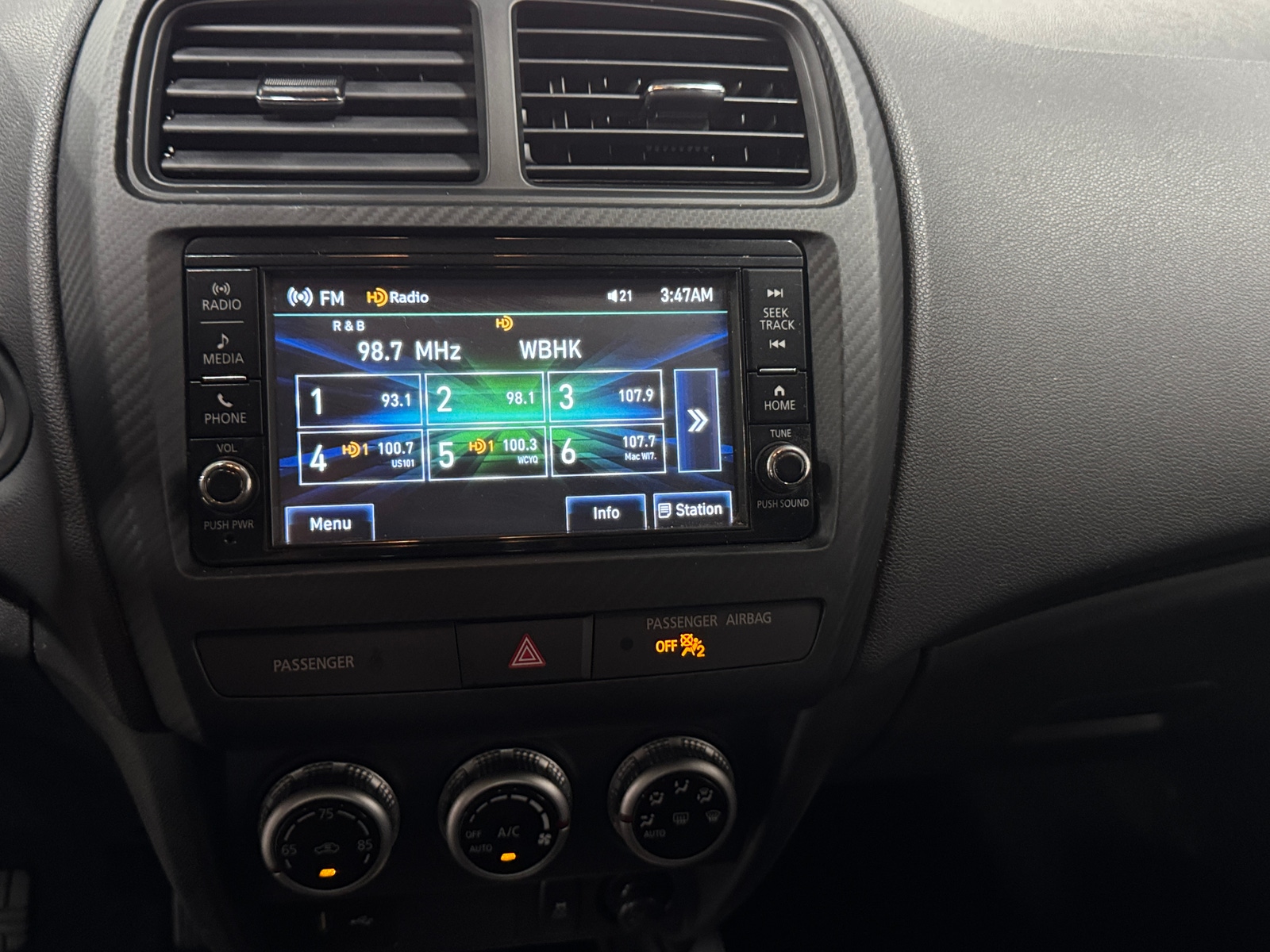 Thumbnail: 2024 Mitsubishi Outlander Sport - 4