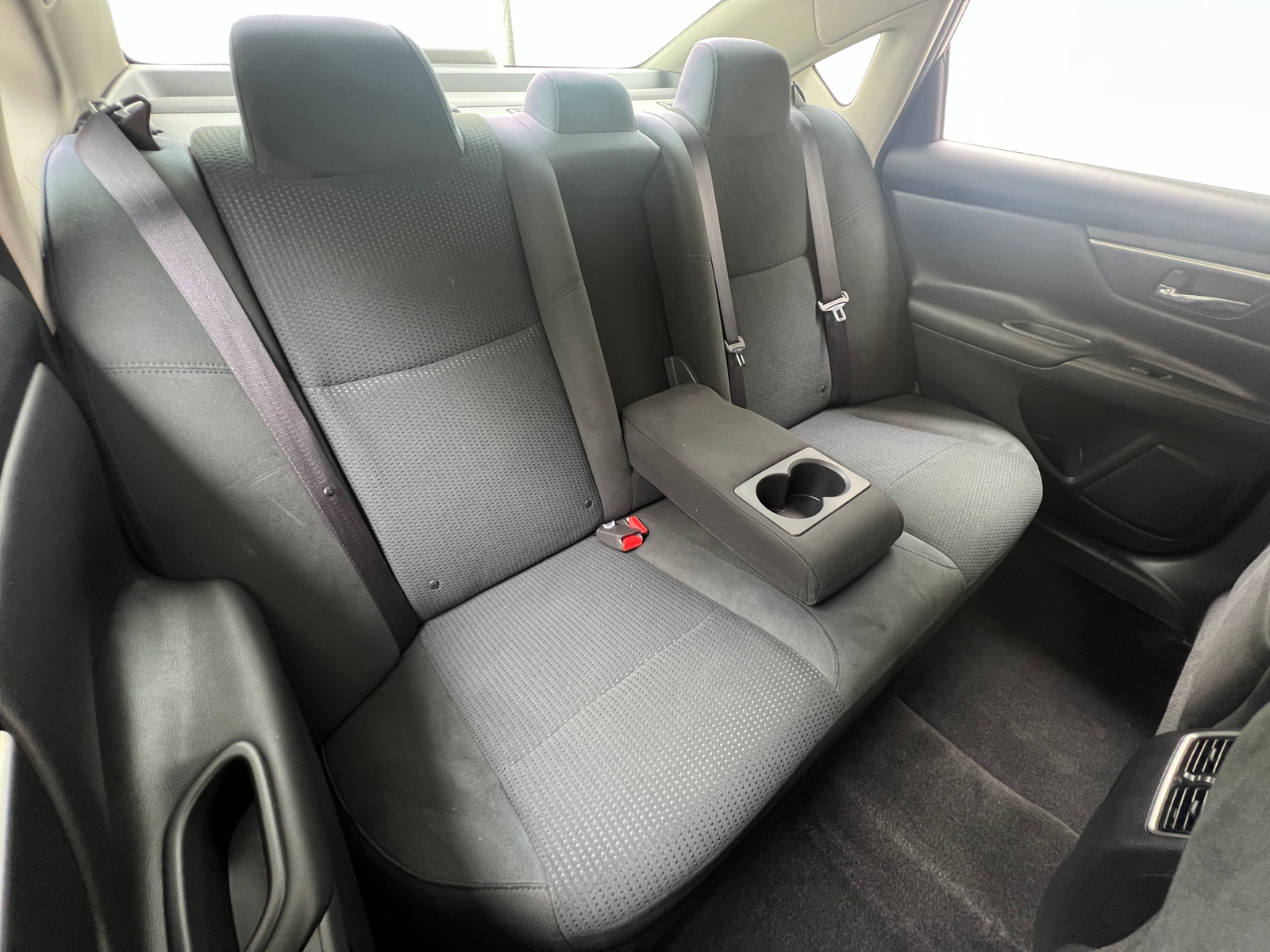 Thumbnail: 2015 Nissan Altima - 6