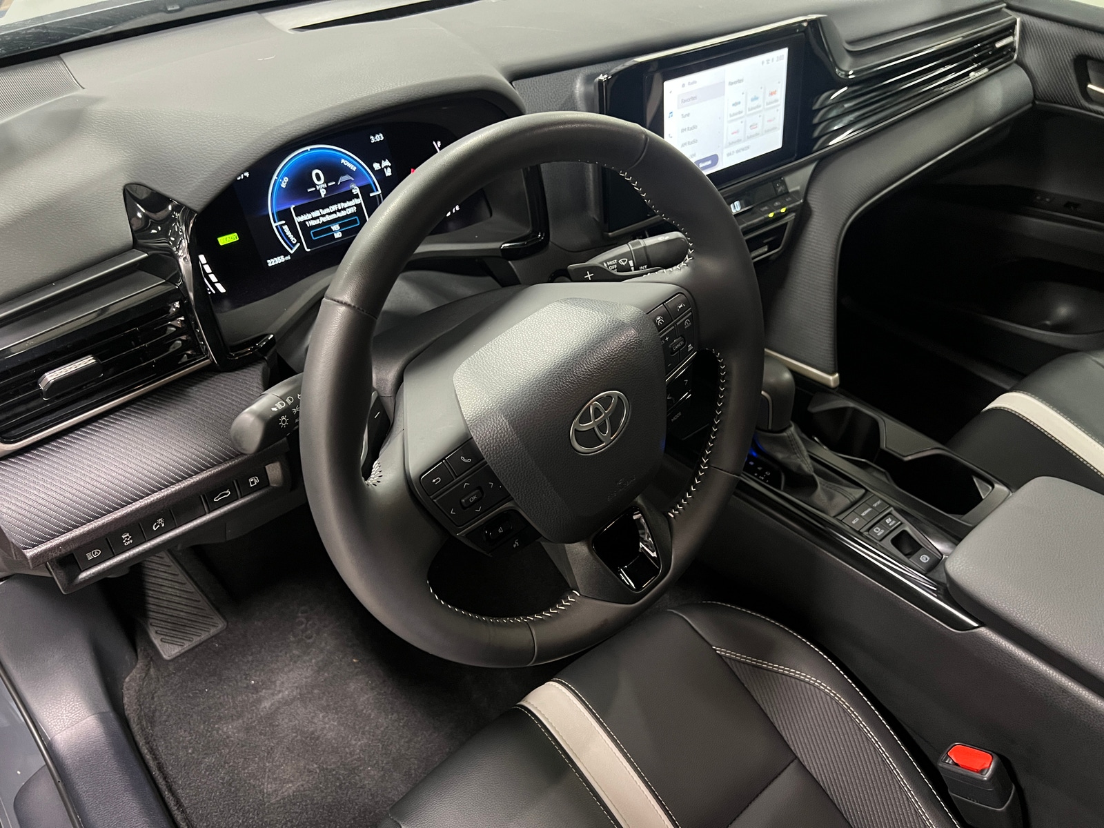 Thumbnail: 2025 Toyota Camry - 3