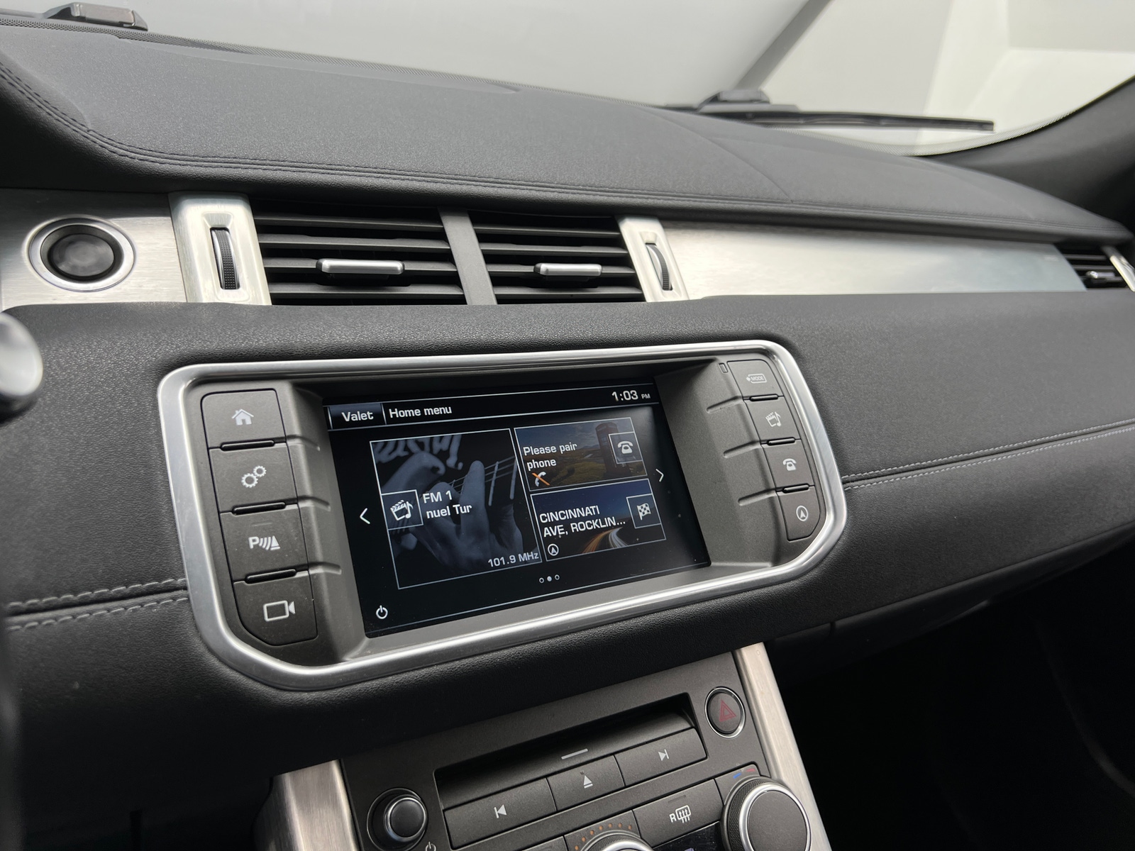 Thumbnail: 2016 Land Rover Range Rover Evoque - 3